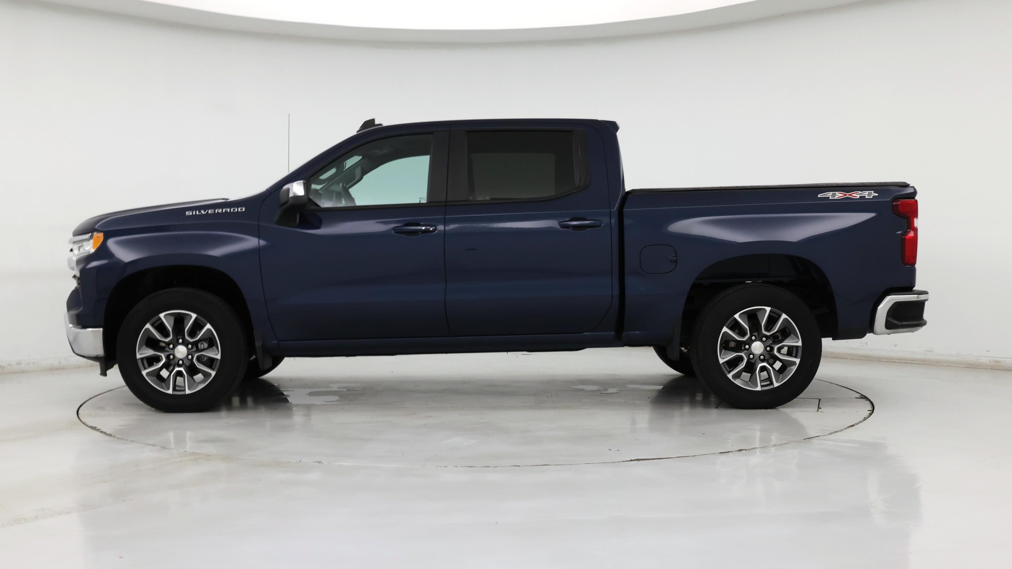 Thumbnail: 2023 Chevrolet Silverado 1500 - 3