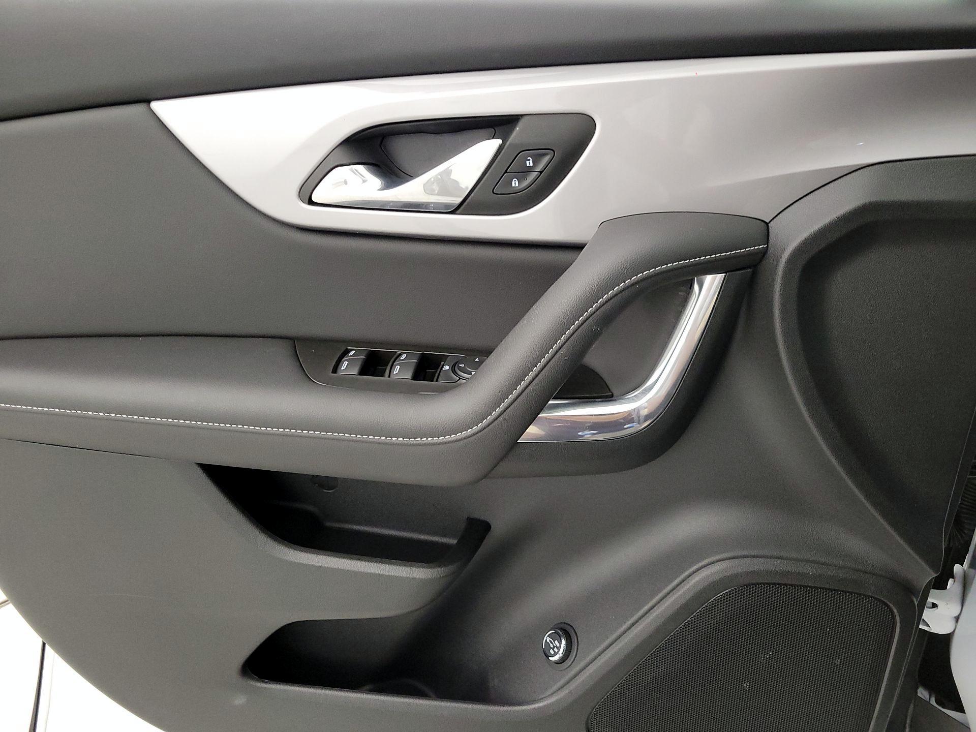 Thumbnail: 2023 Chevrolet Blazer - 12