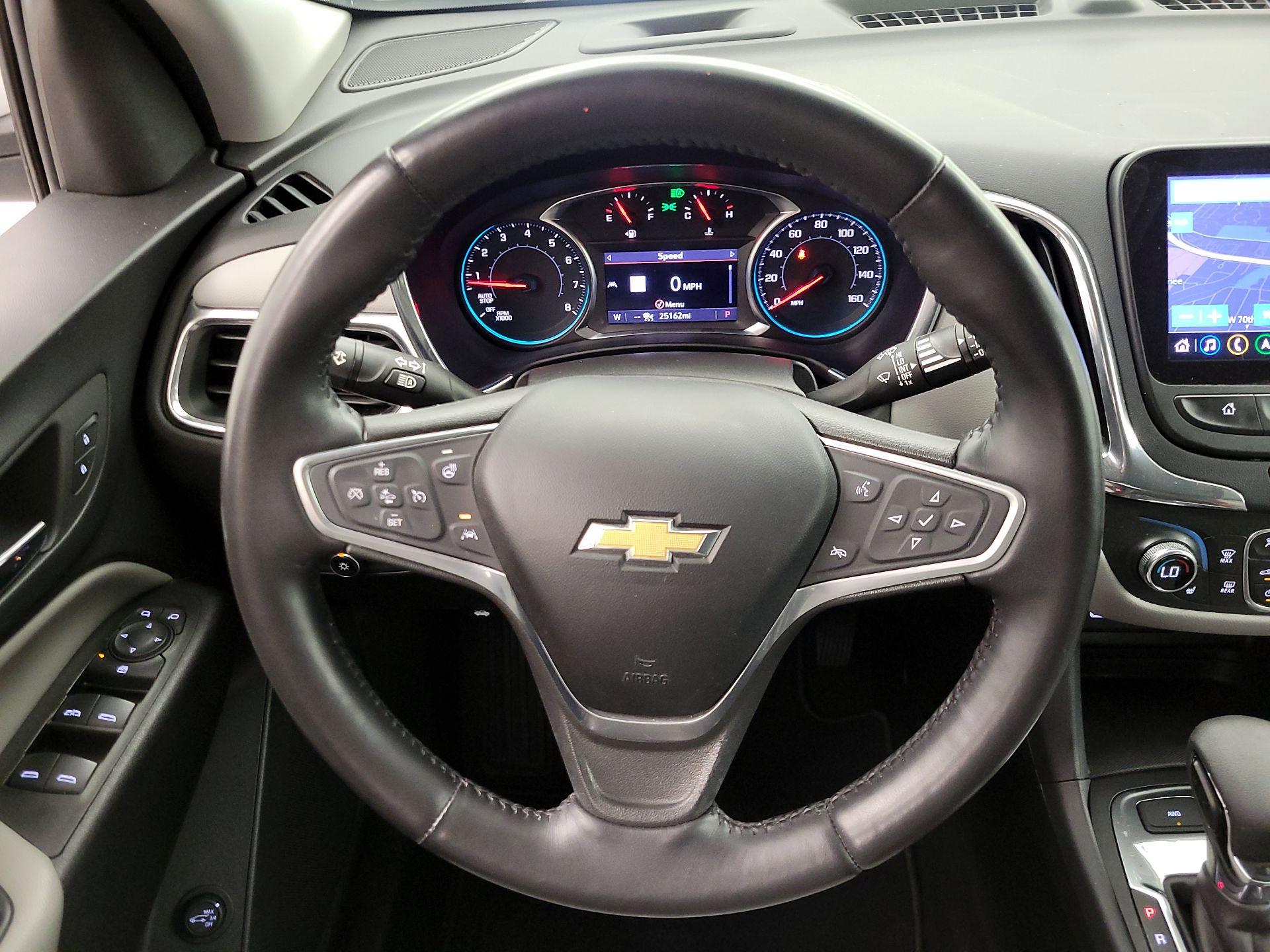 Thumbnail: 2022 Chevrolet Equinox - 10