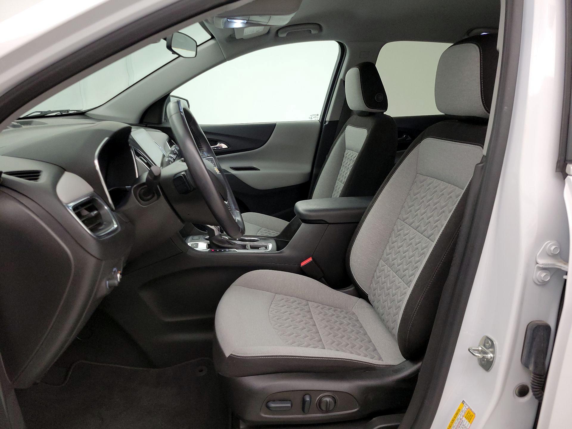Thumbnail: 2022 Chevrolet Equinox - 11