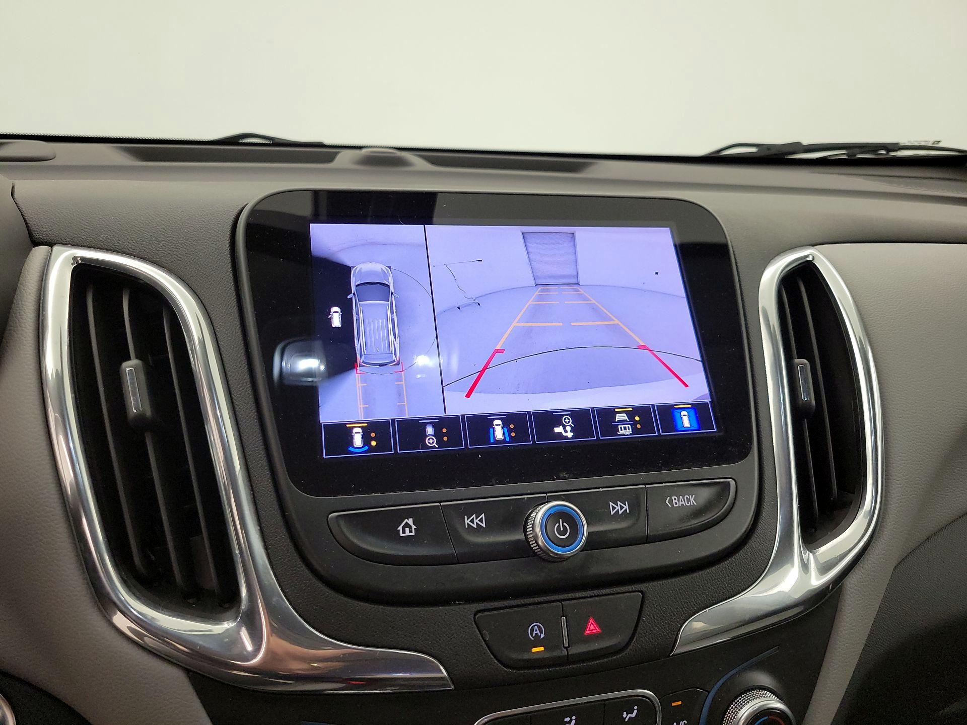 Thumbnail: 2022 Chevrolet Equinox - 15