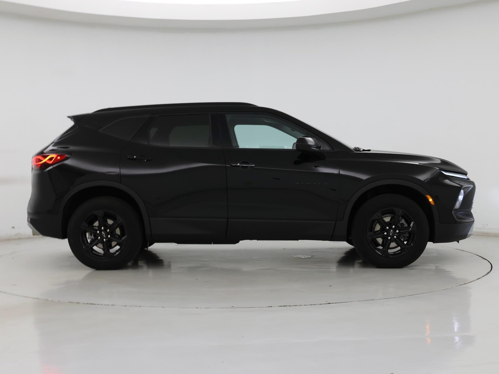 Image 8 of 2023 Chevrolet Blazer 2LT