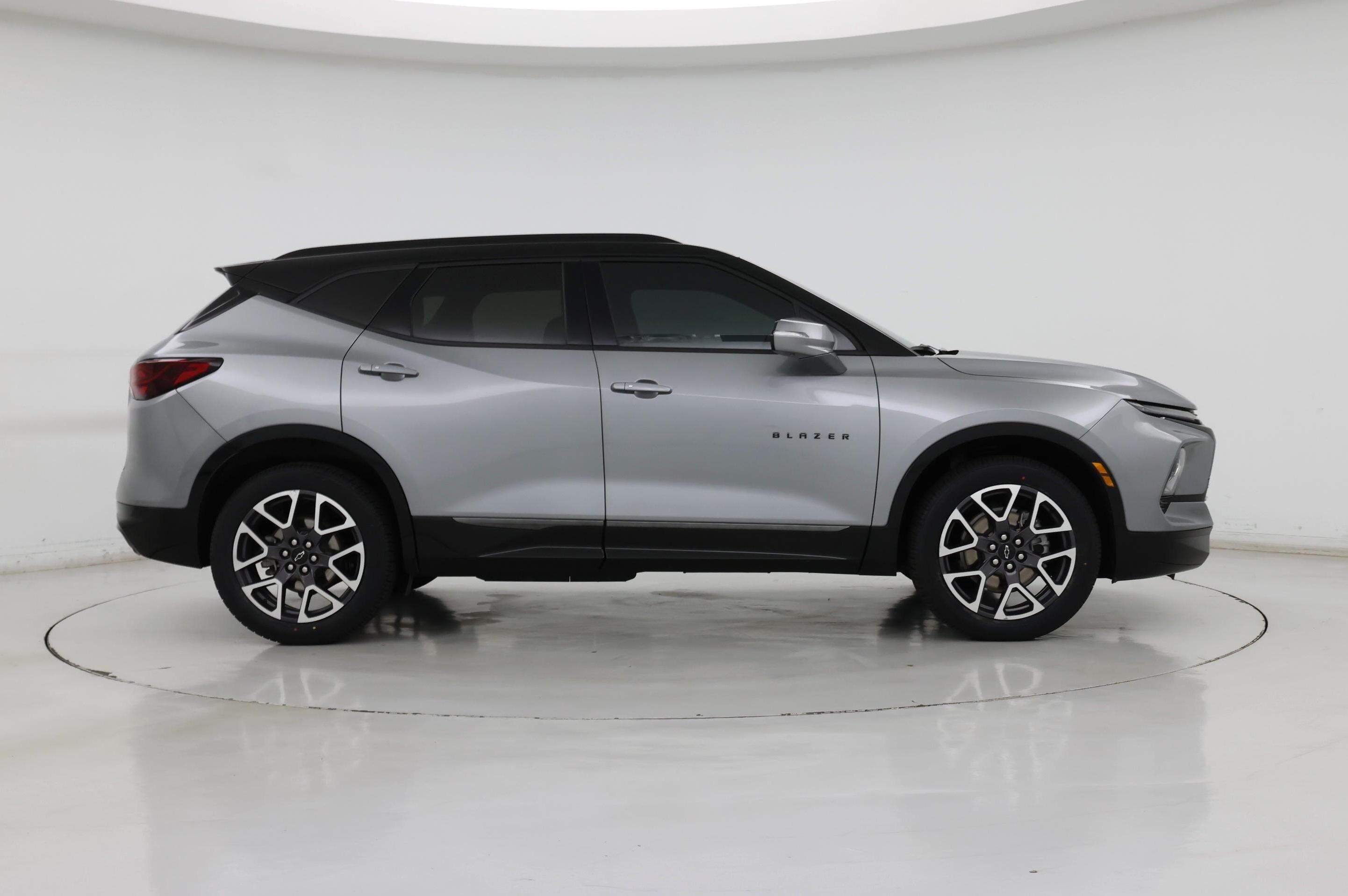 Thumbnail: 2023 Chevrolet Blazer - 7