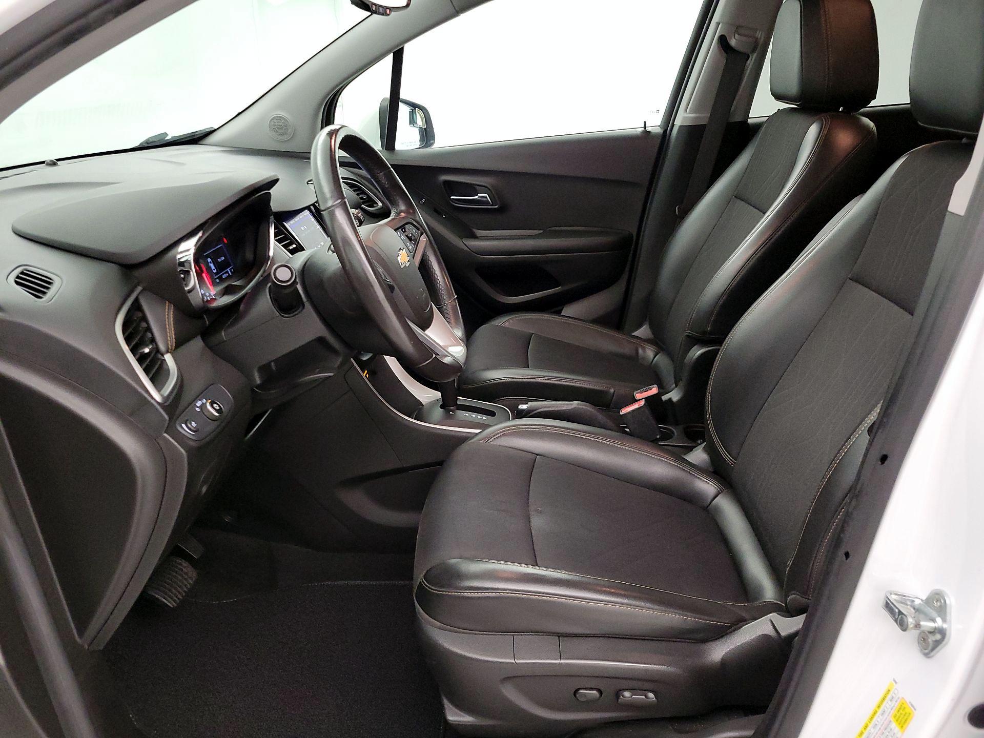 Thumbnail: 2021 Chevrolet Trax - 11