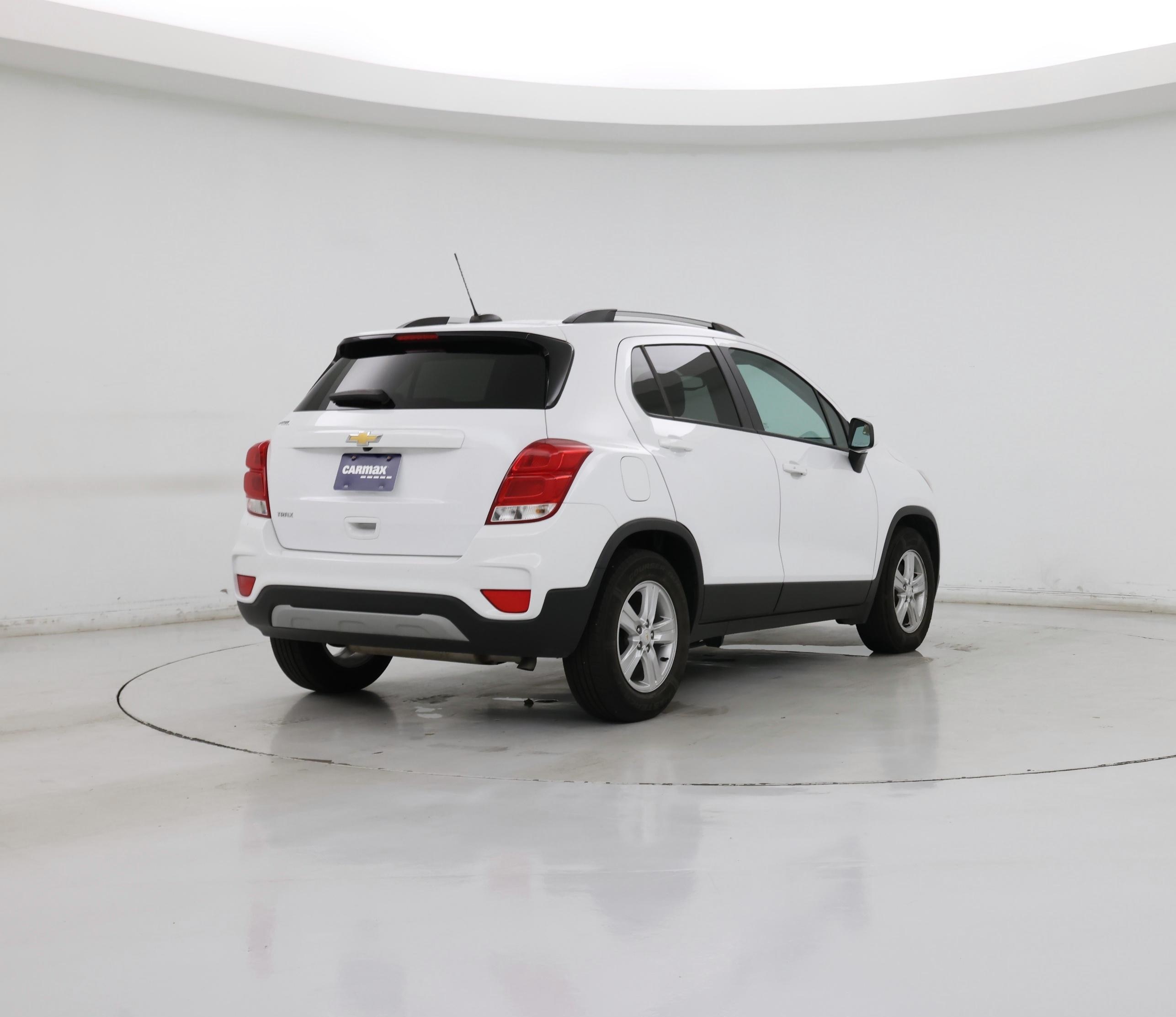 Thumbnail: 2021 Chevrolet Trax - 8