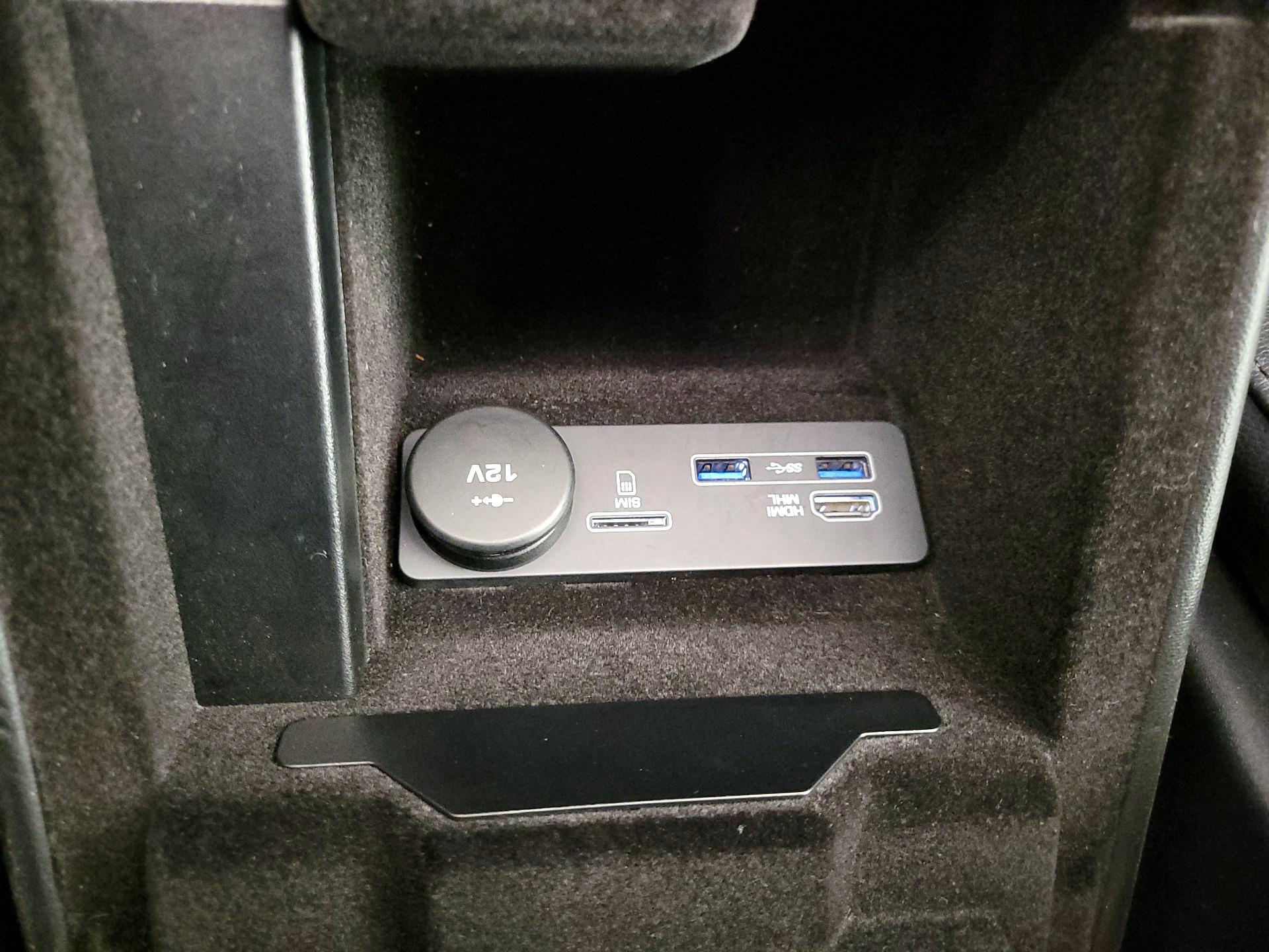 Thumbnail: 2018 Jaguar F-Type - 18