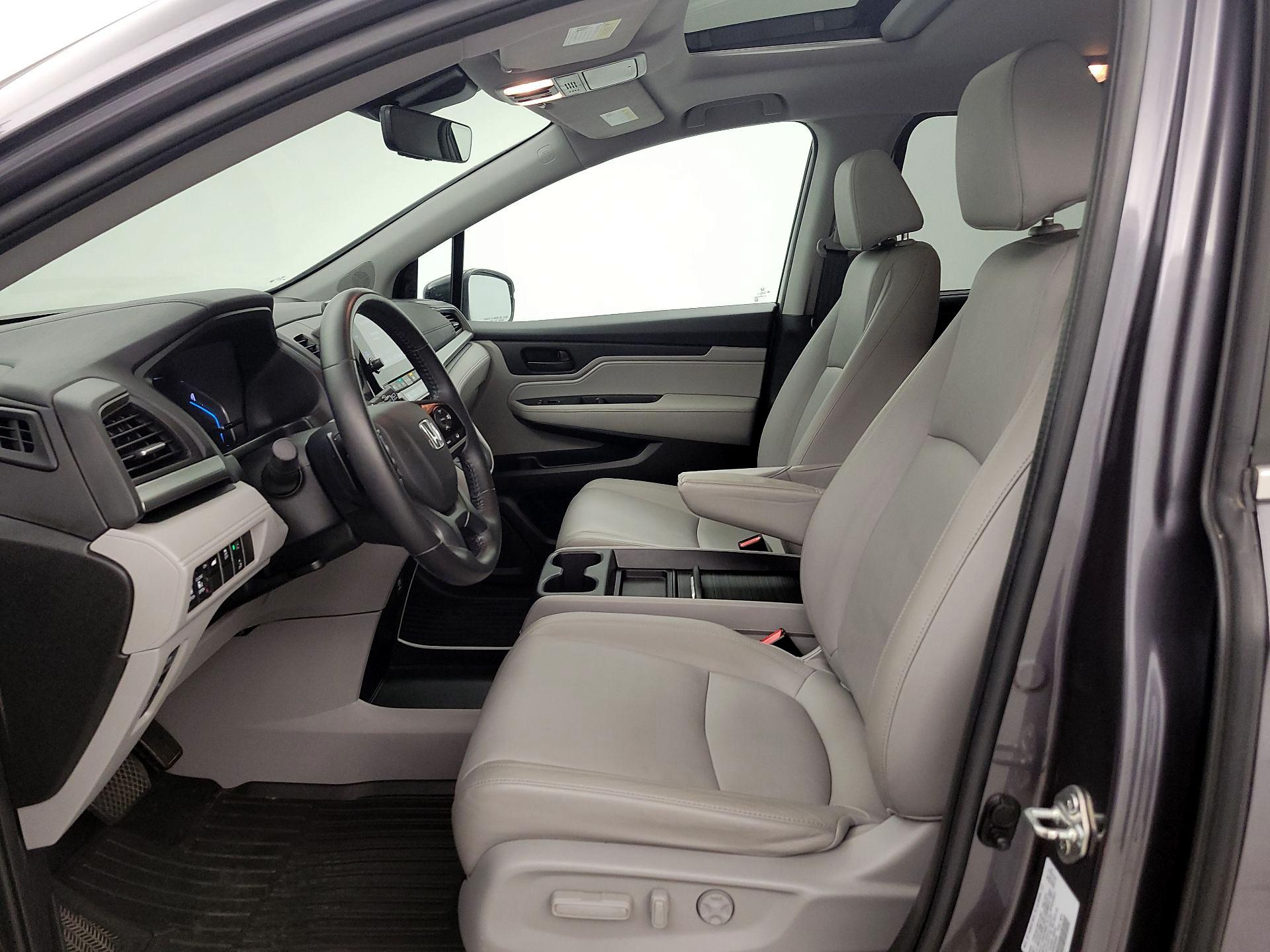Thumbnail: 2019 Honda Odyssey - 11