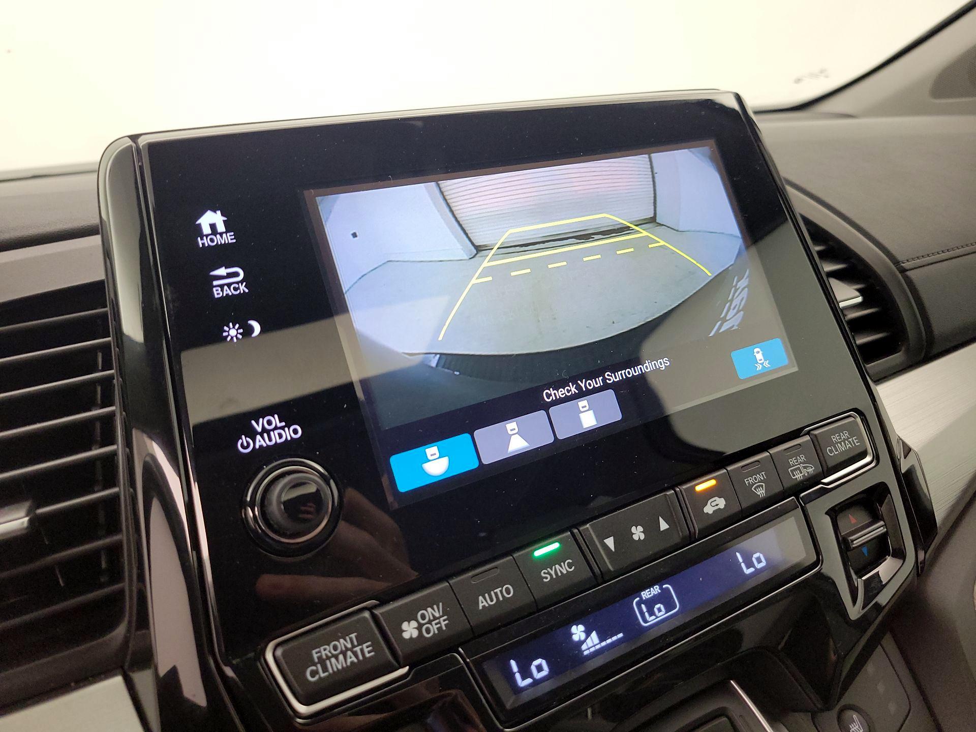 Thumbnail: 2019 Honda Odyssey - 14