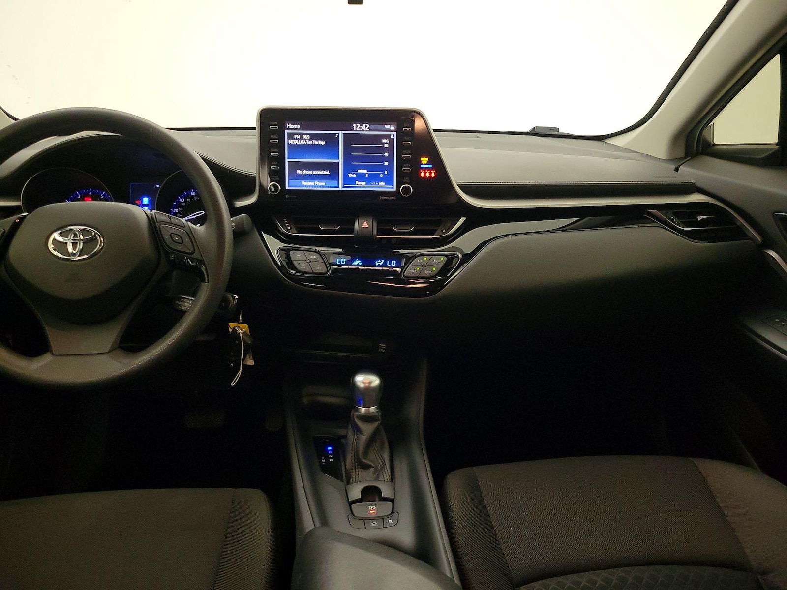 Image 10 of 2020 Toyota C-HR LE