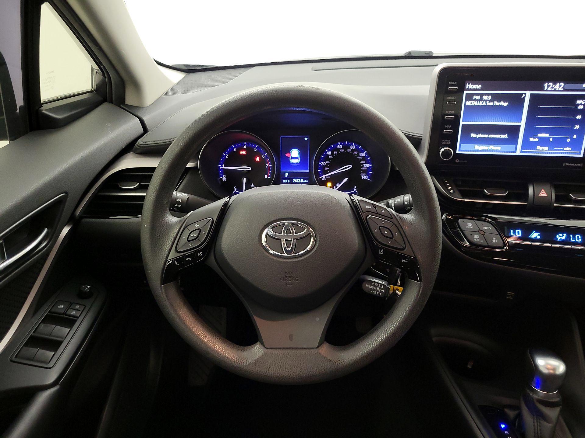 Thumbnail: 2020 Toyota C-HR - 10
