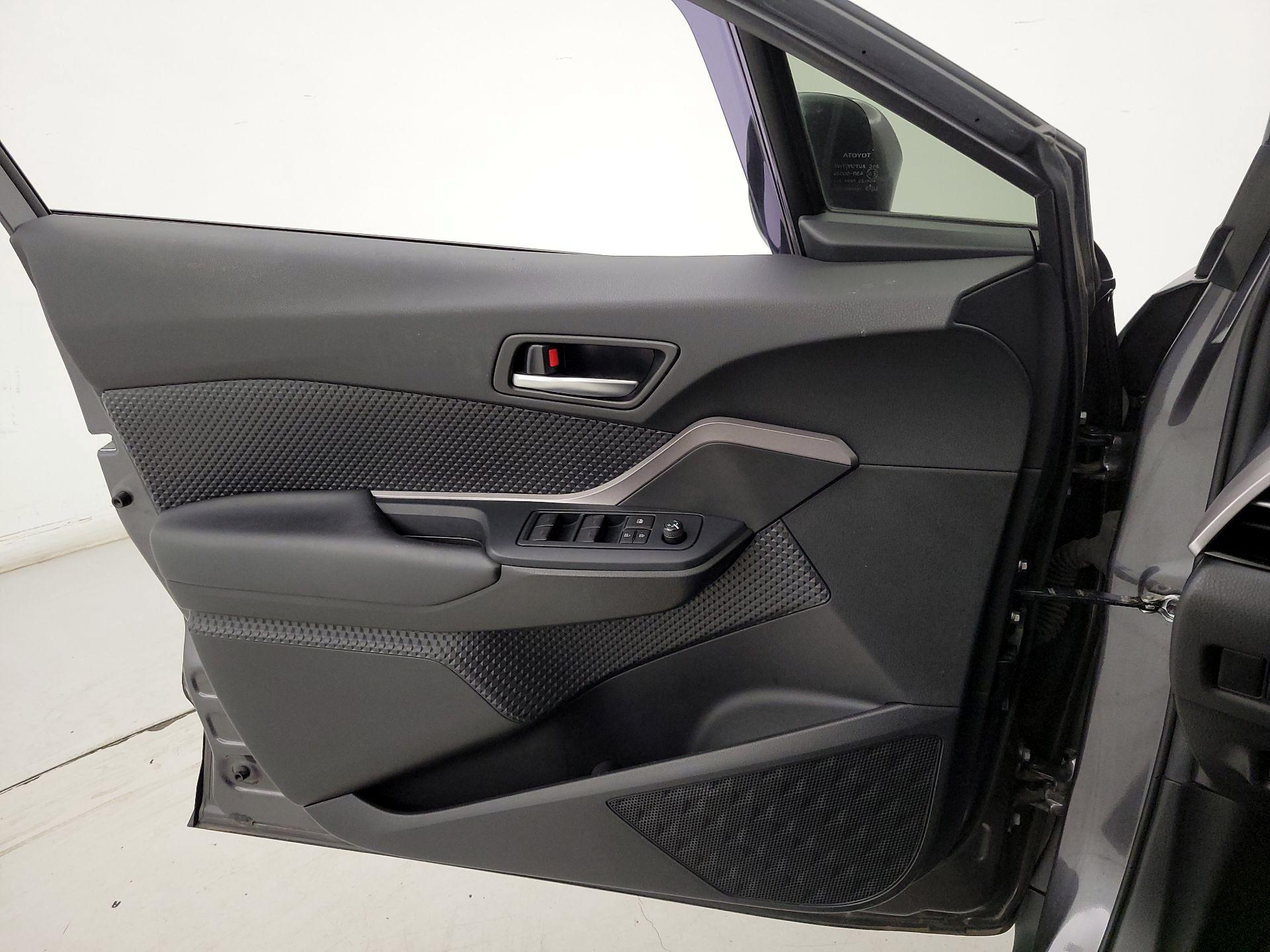 Thumbnail: 2020 Toyota C-HR - 12
