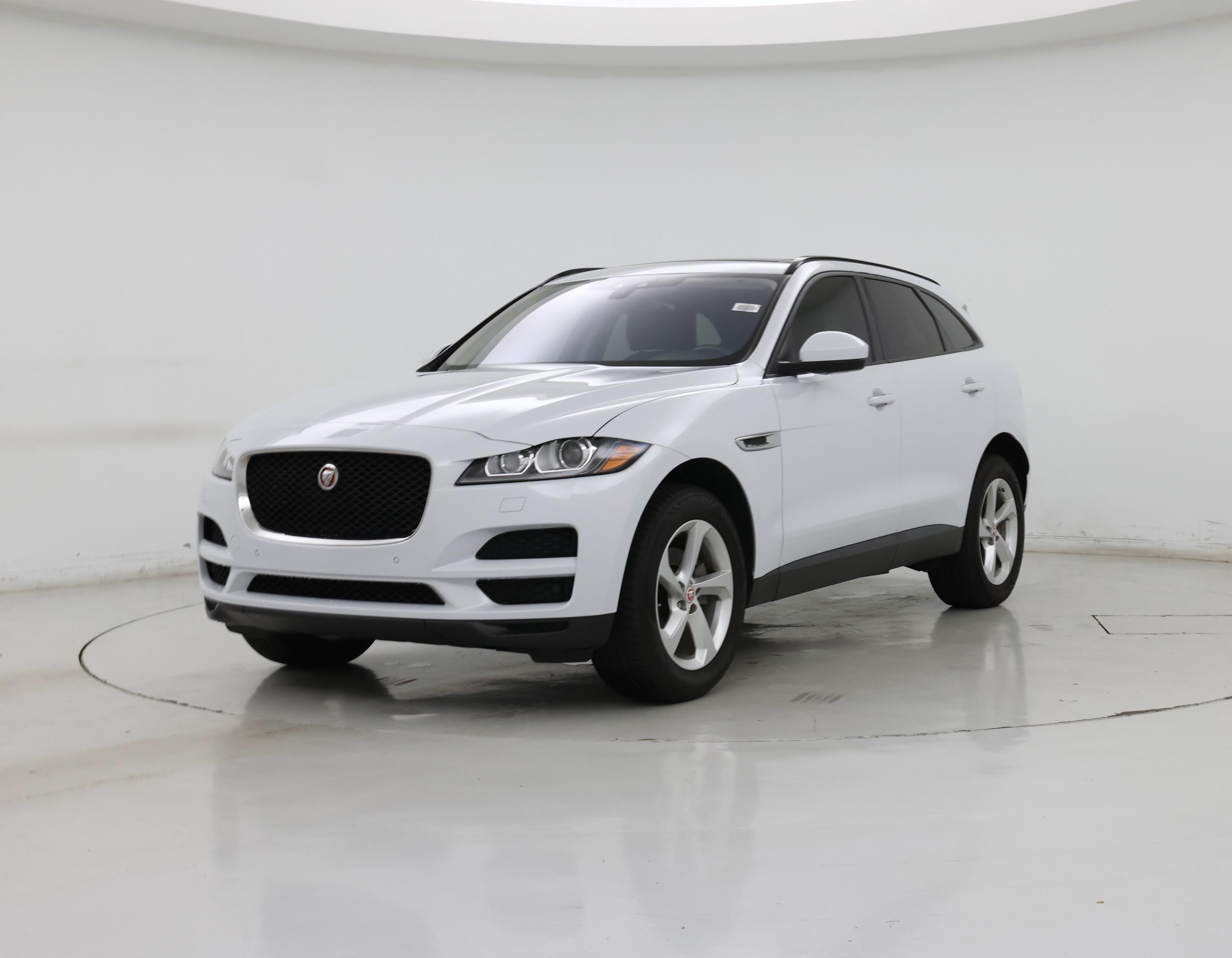 Thumbnail: 2018 Jaguar F-Pace - 4