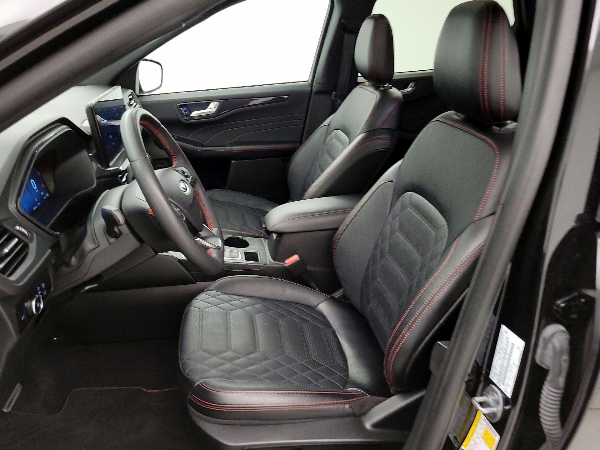 Thumbnail: 2023 Ford Escape - 11
