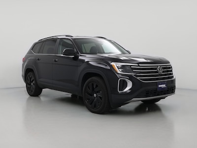 Black 2024 Volkswagen Atlas SE w/Tech