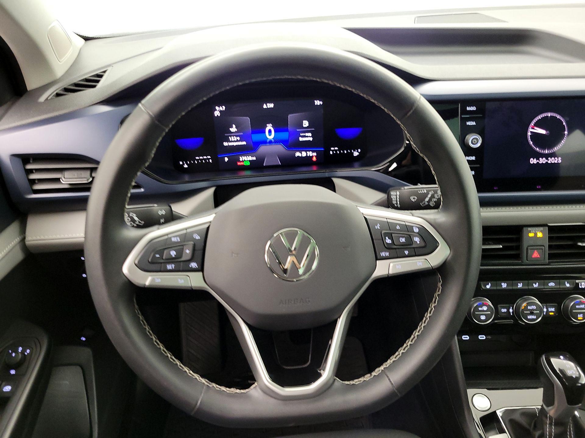 Thumbnail: 2024 Volkswagen Taos - 10