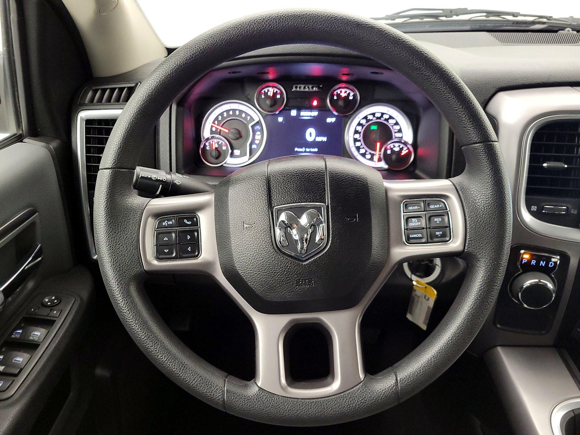 Thumbnail: 2023 RAM 1500 Classic - 10