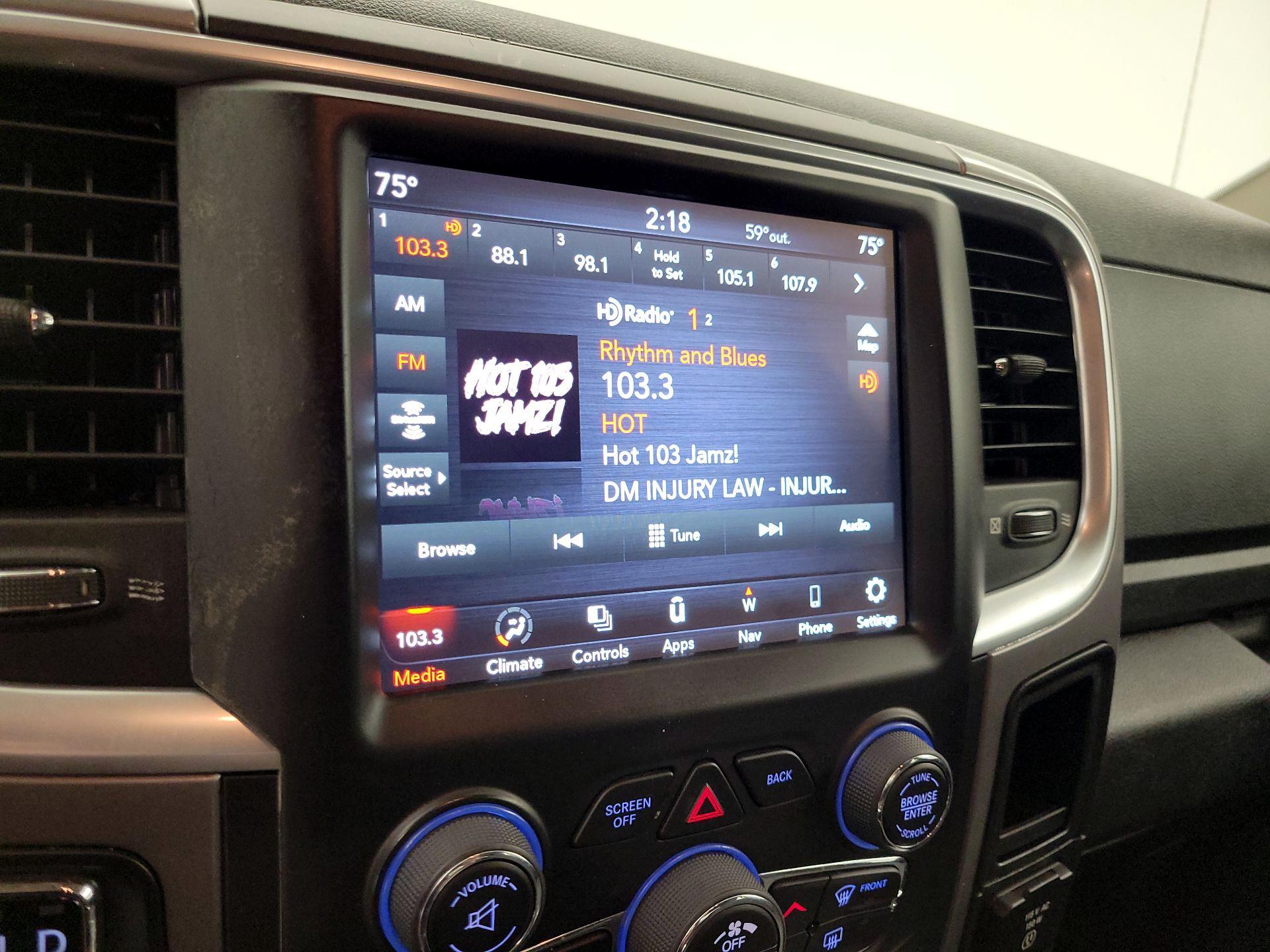 Thumbnail: 2023 RAM 1500 Classic - 16