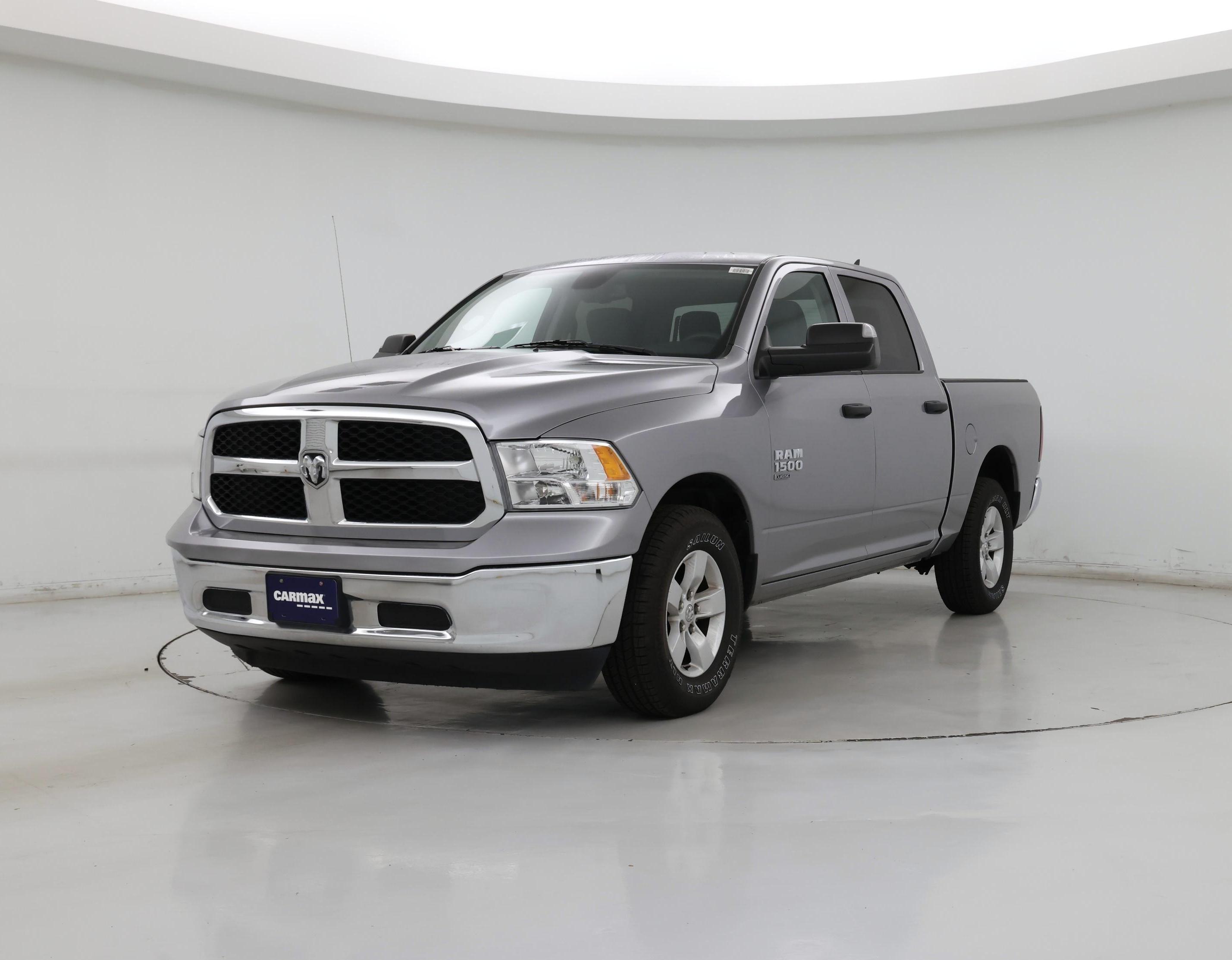 Thumbnail: 2023 RAM 1500 Classic - 4