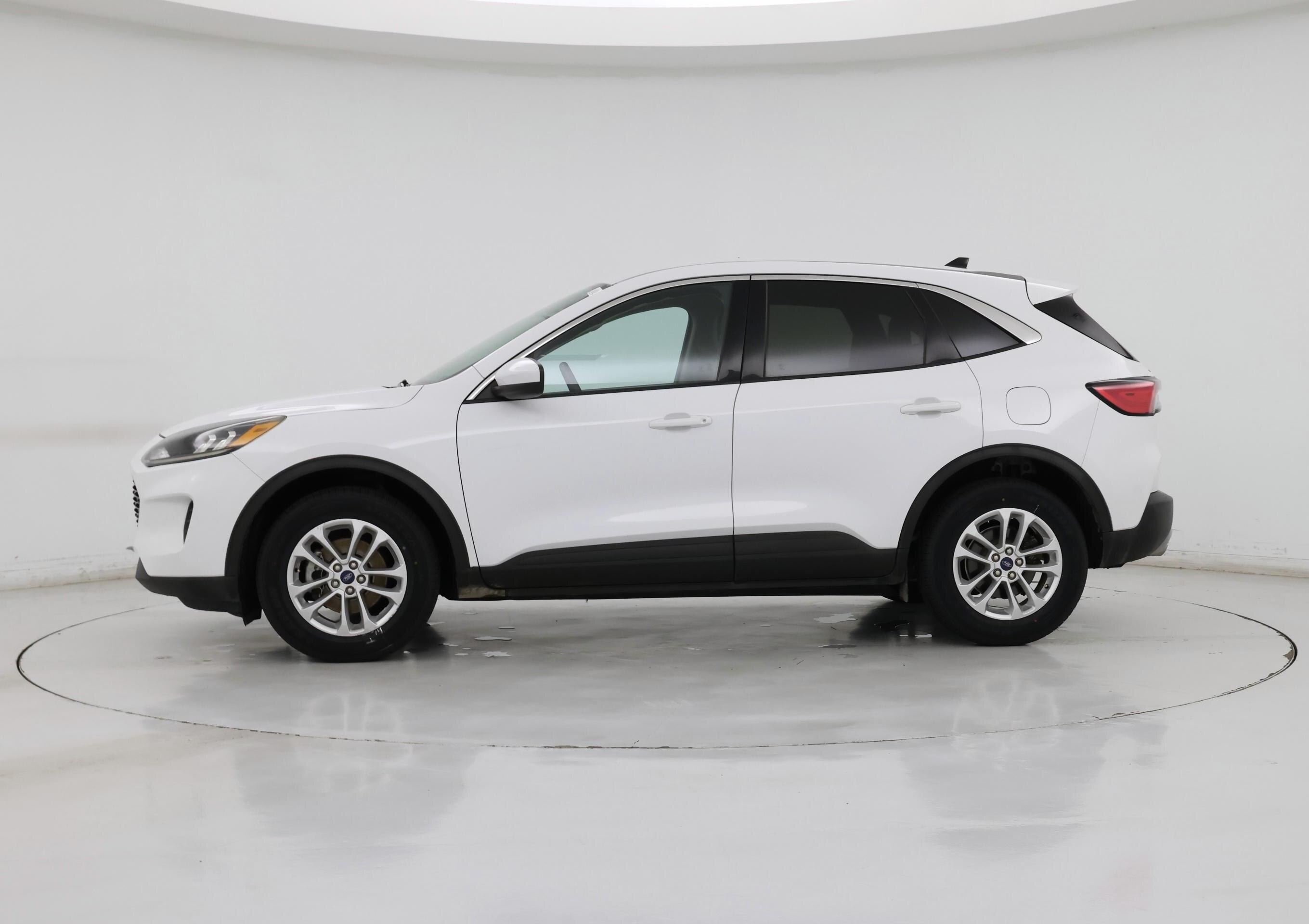 Thumbnail: 2020 Ford Escape - 3