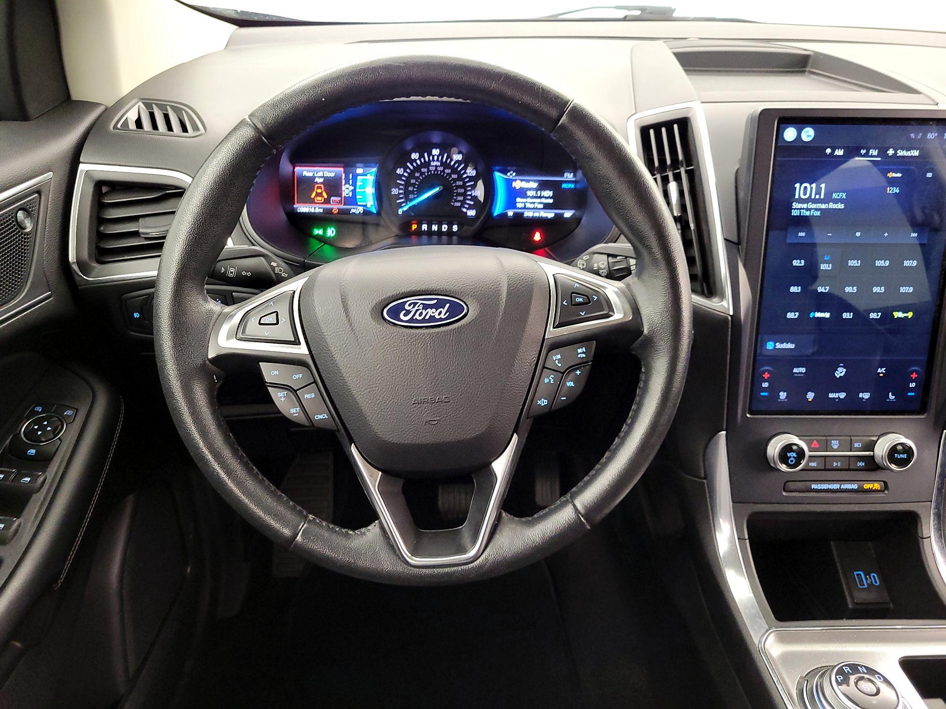 Thumbnail: 2022 Ford Edge - 10
