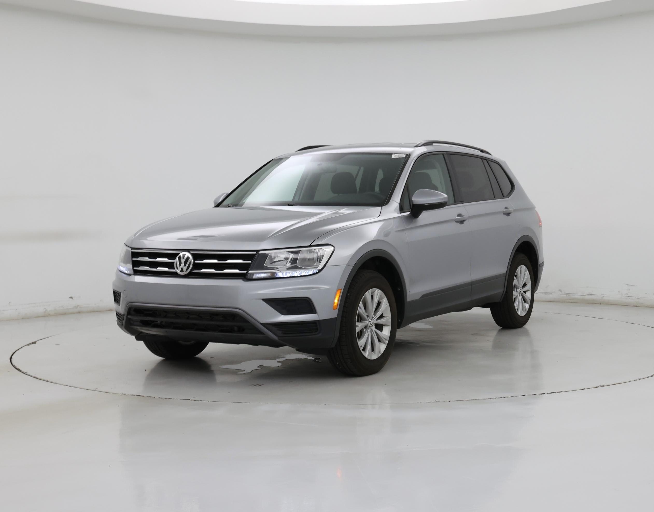 Thumbnail: 2020 Volkswagen Tiguan - 4