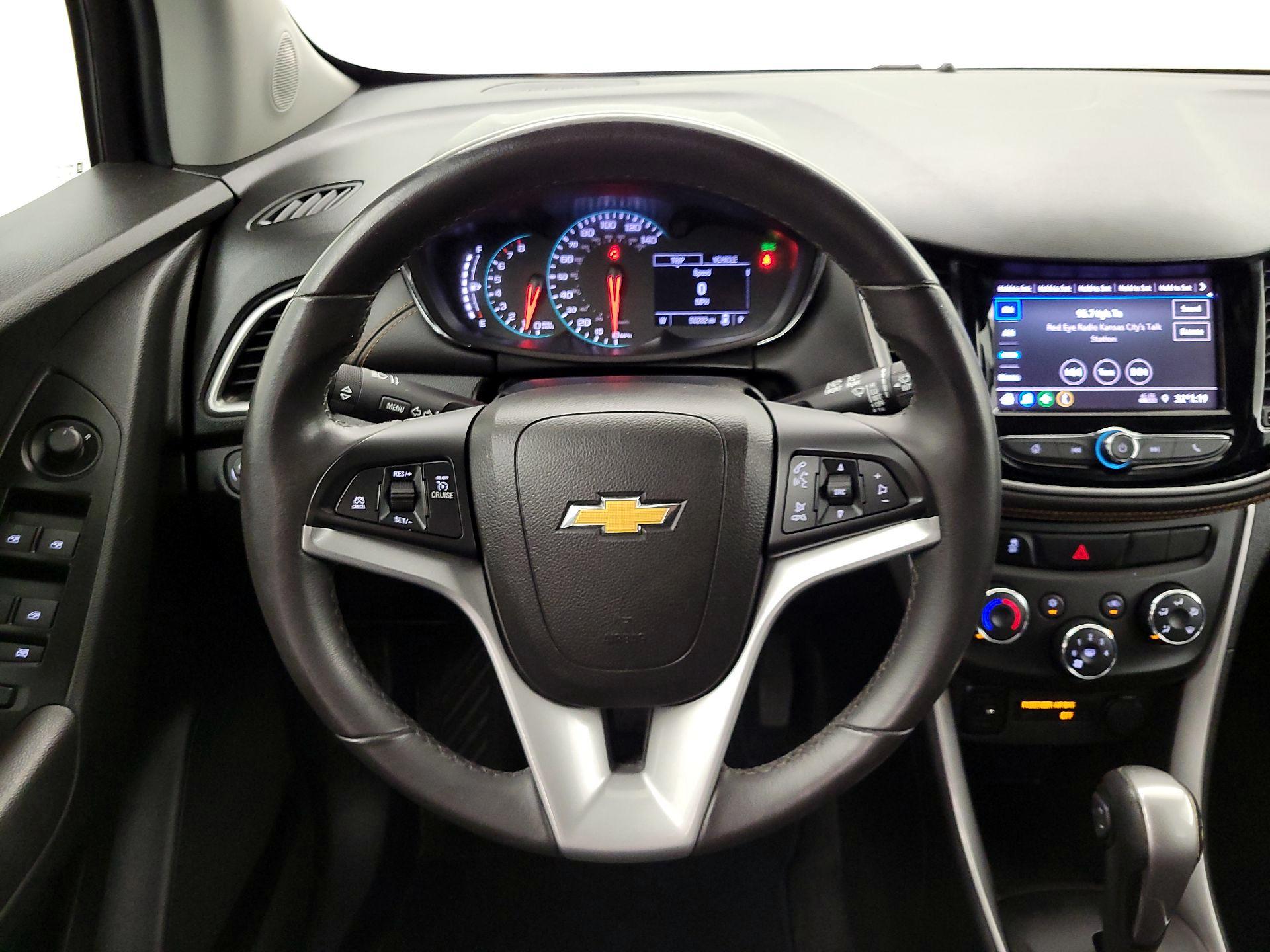 Thumbnail: 2020 Chevrolet Trax - 10