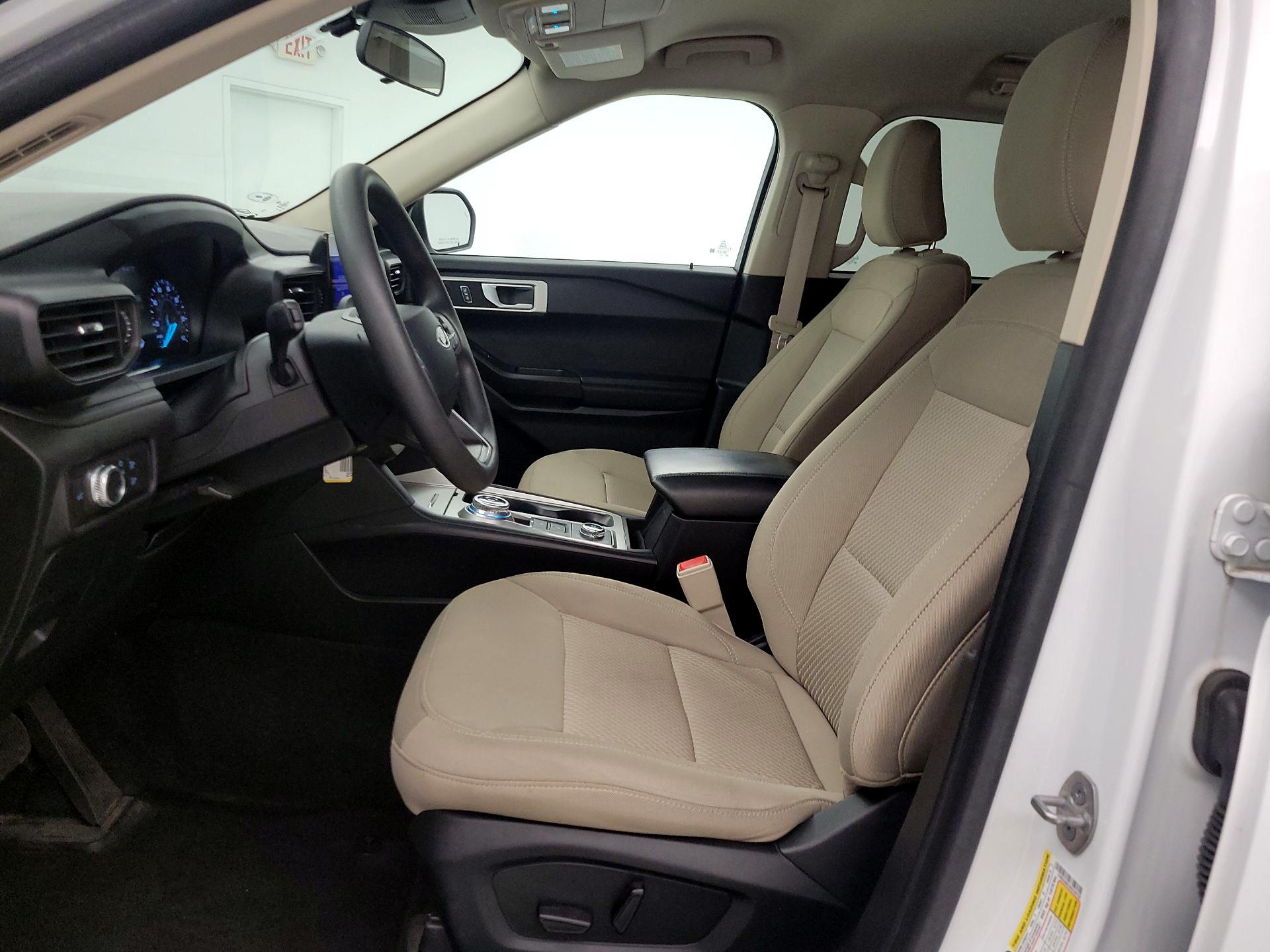 Thumbnail: 2021 Ford Explorer - 11