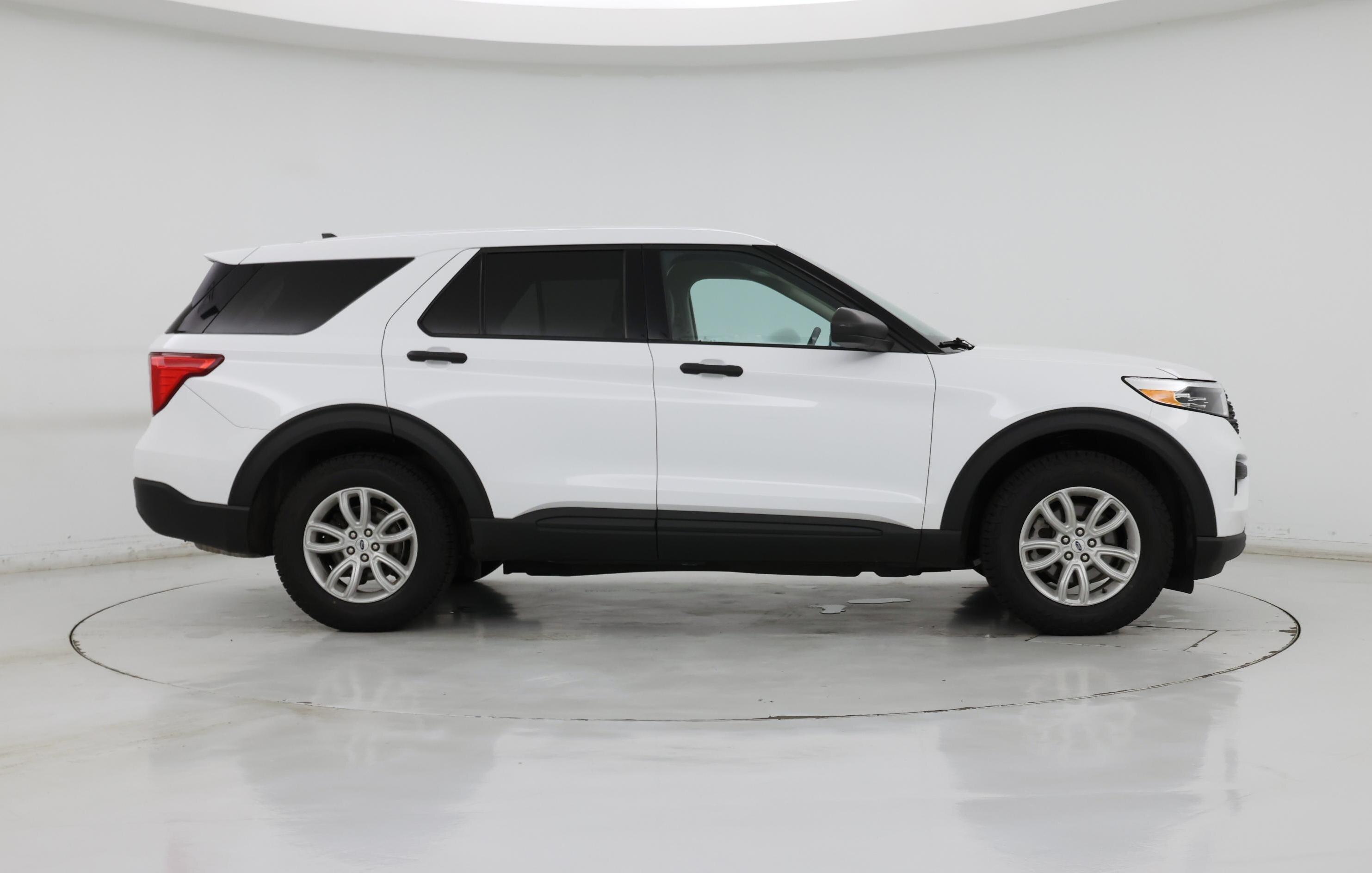 Thumbnail: 2021 Ford Explorer - 7