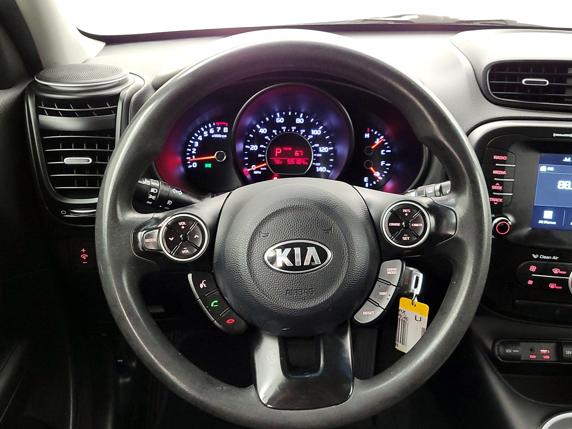 Thumbnail: 2019 Kia Soul - 10