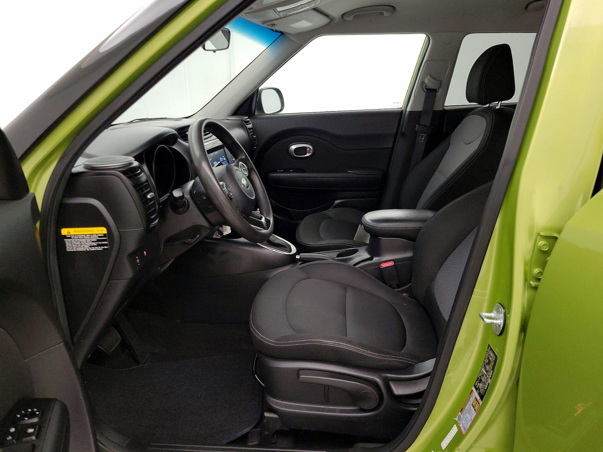 Thumbnail: 2019 Kia Soul - 11