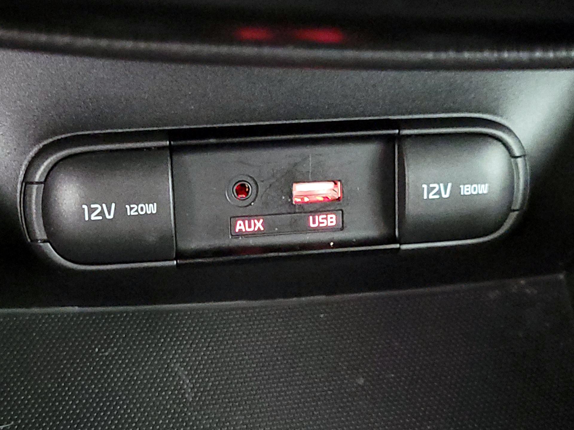 Thumbnail: 2019 Kia Soul - 18