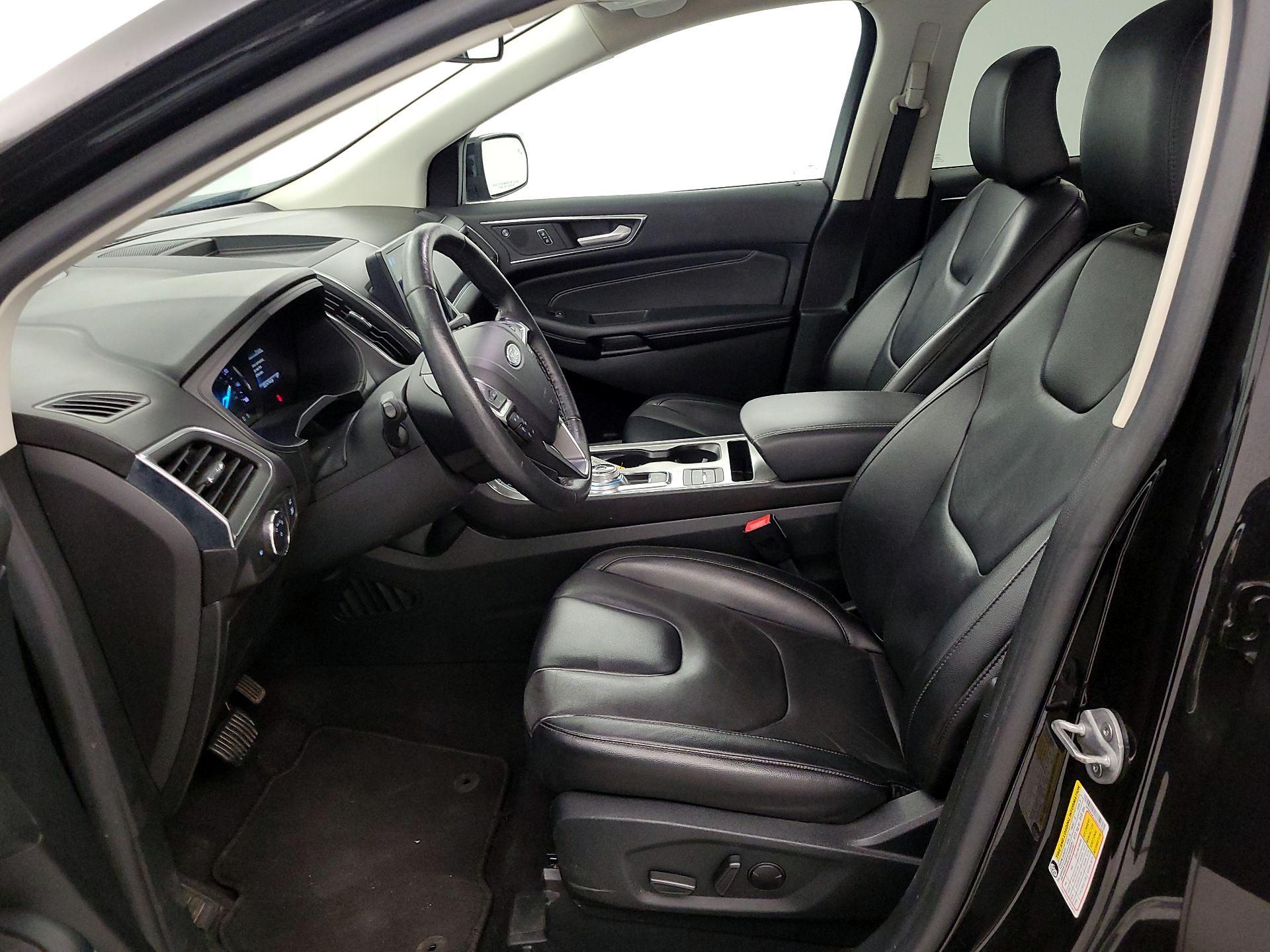 Thumbnail: 2022 Ford Edge - 11