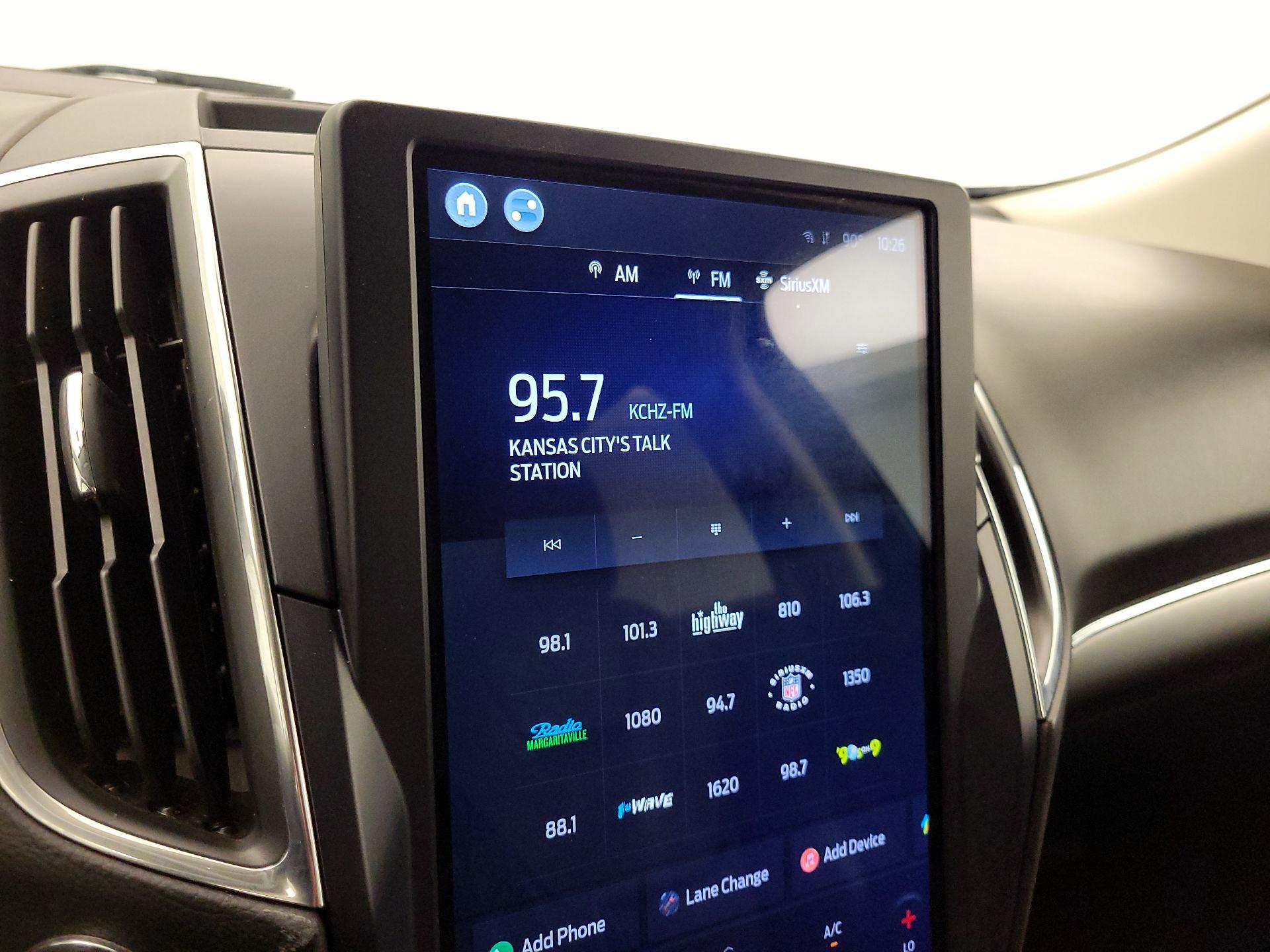 Thumbnail: 2022 Ford Edge - 15