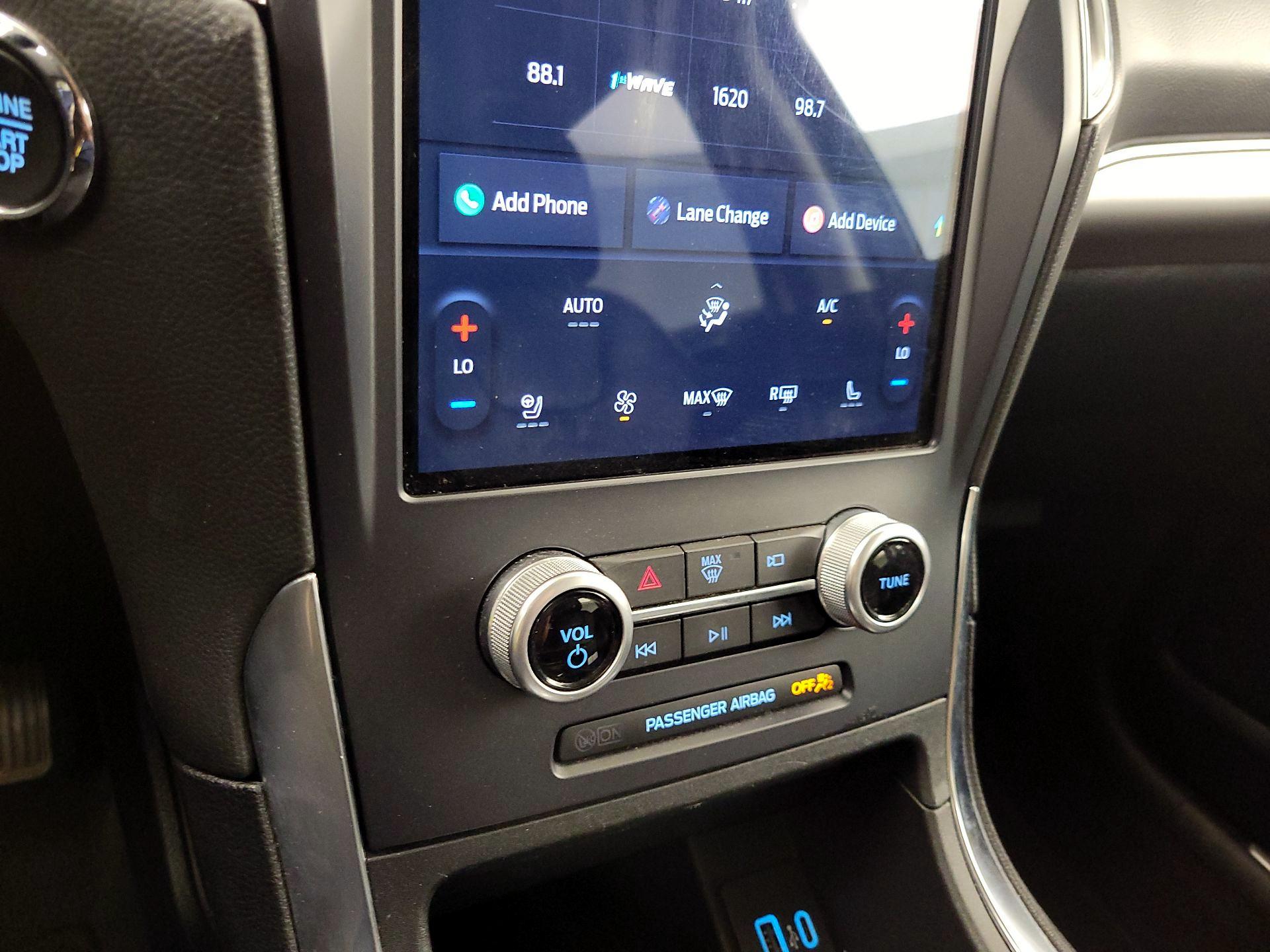 Thumbnail: 2022 Ford Edge - 16