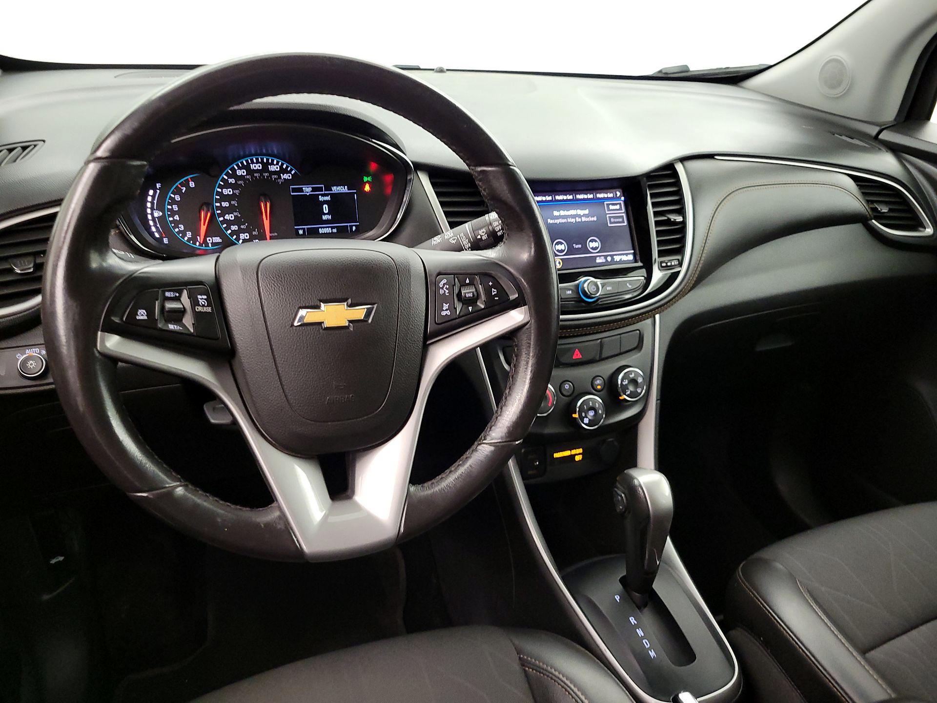 Thumbnail: 2022 Chevrolet Trax - 9