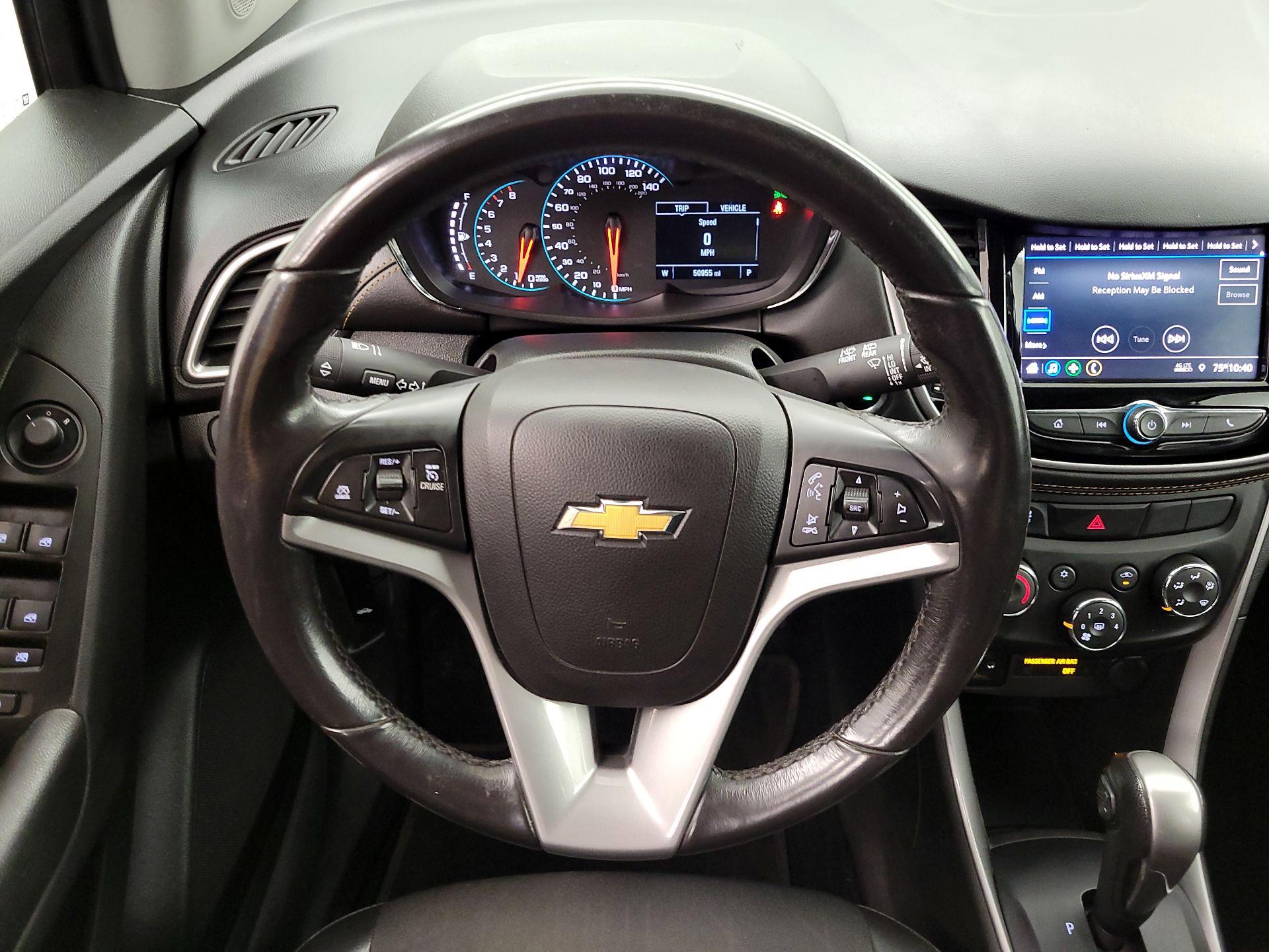 Thumbnail: 2022 Chevrolet Trax - 10