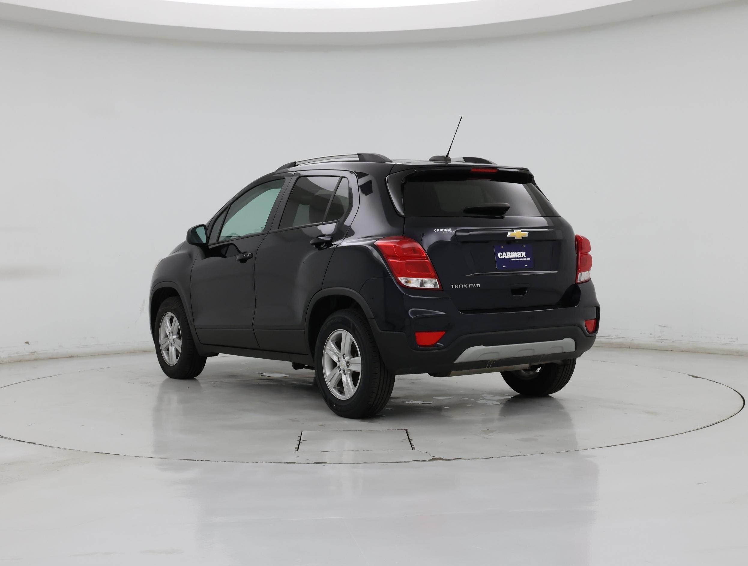 Thumbnail: 2022 Chevrolet Trax - 2