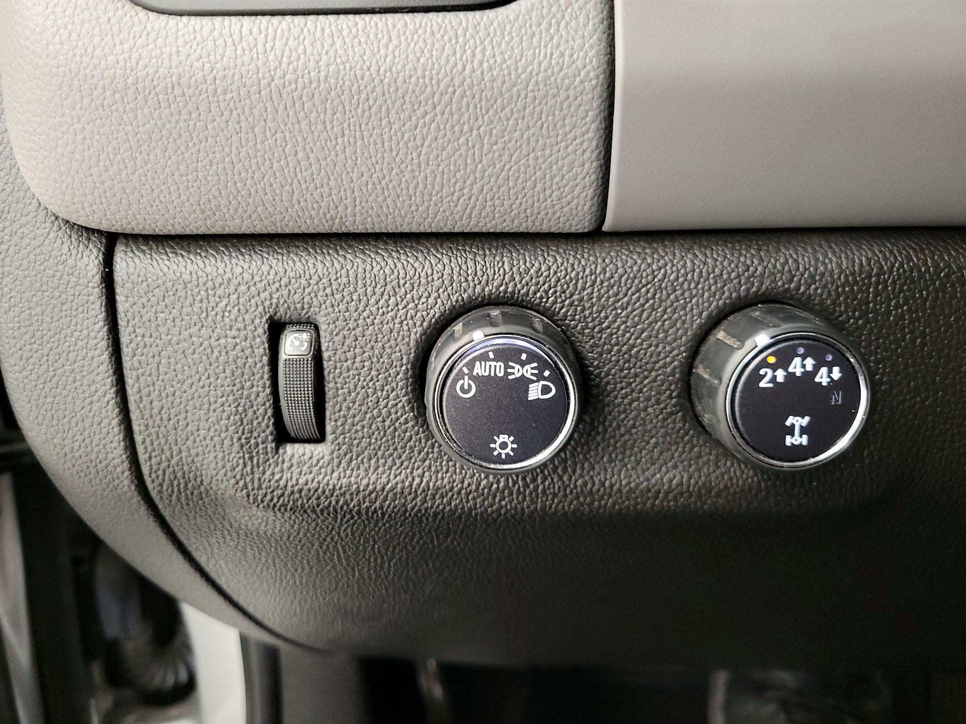 Thumbnail: 2019 Chevrolet Colorado - 13