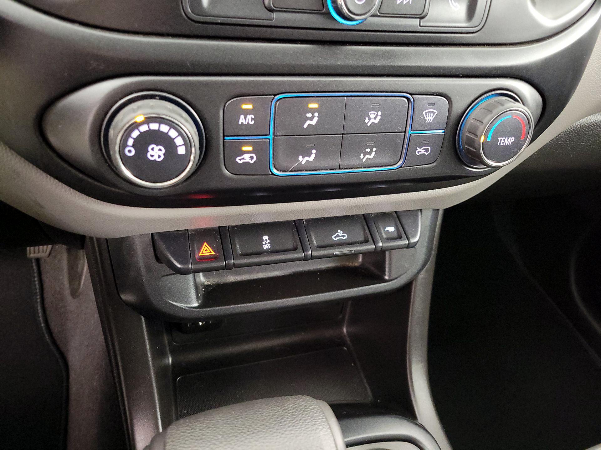 Thumbnail: 2019 Chevrolet Colorado - 16