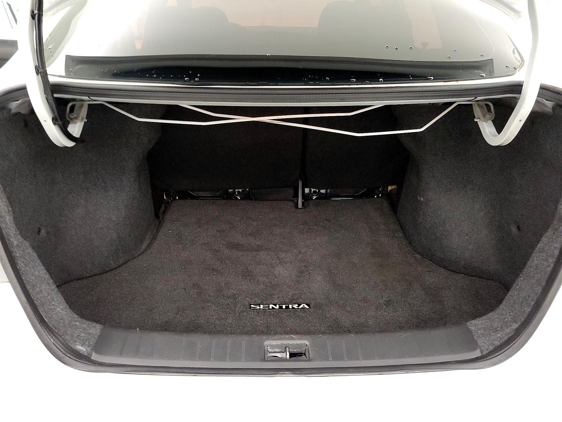 Thumbnail: 2019 Nissan Sentra - 20