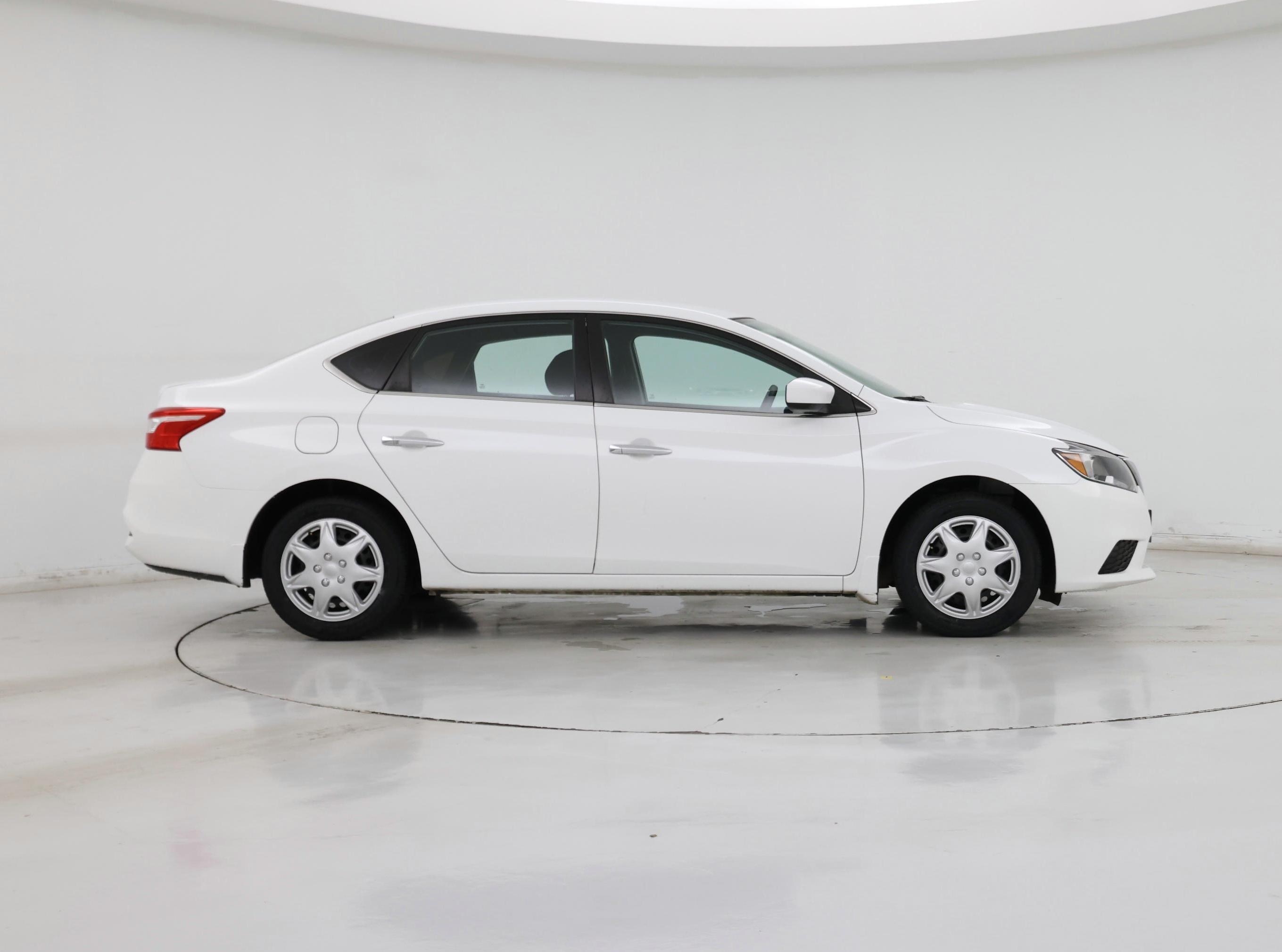 Thumbnail: 2019 Nissan Sentra - 7