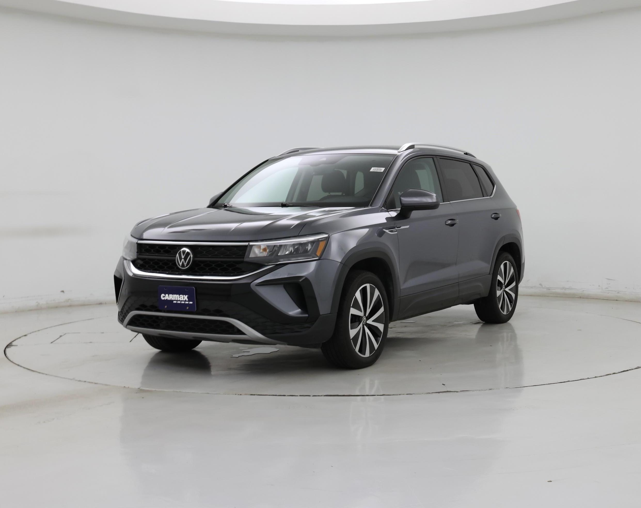 Thumbnail: 2023 Volkswagen Taos - 4