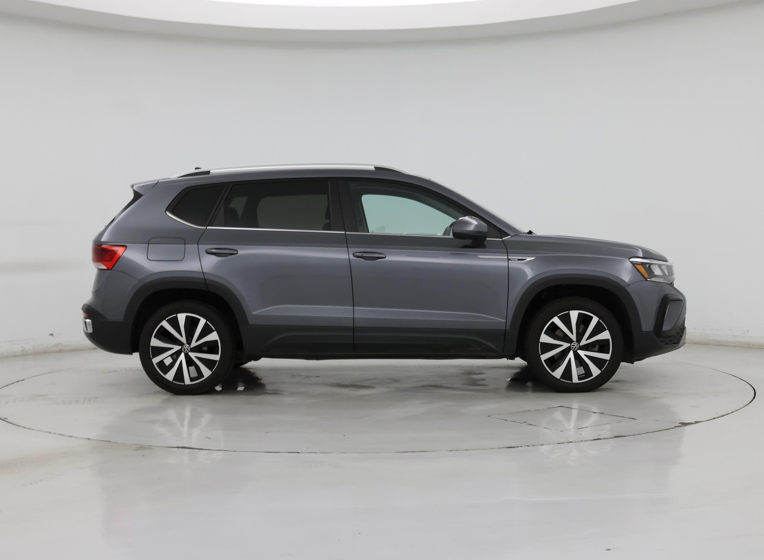 Thumbnail: 2023 Volkswagen Taos - 7