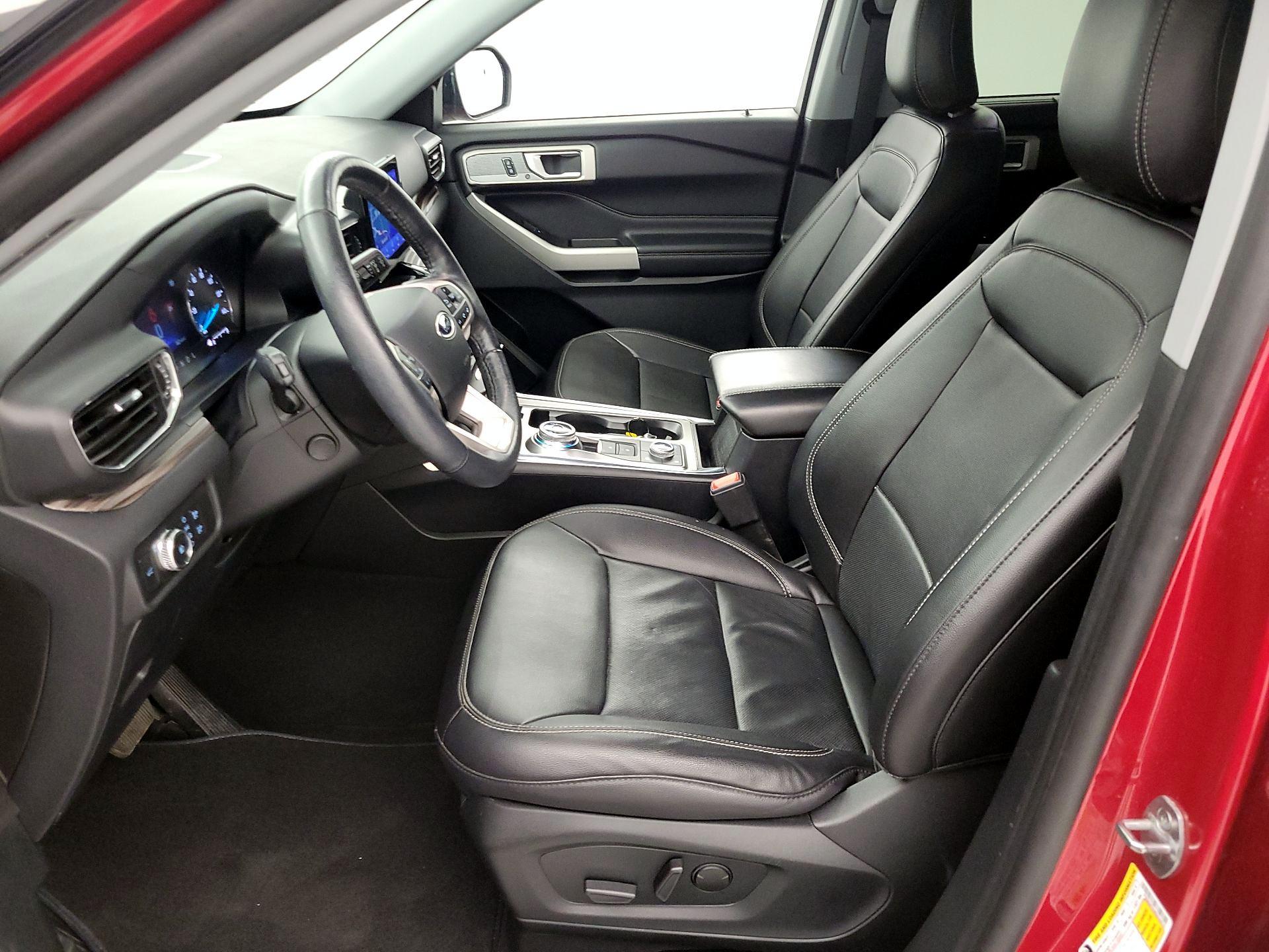 Thumbnail: 2021 Ford Explorer - 11