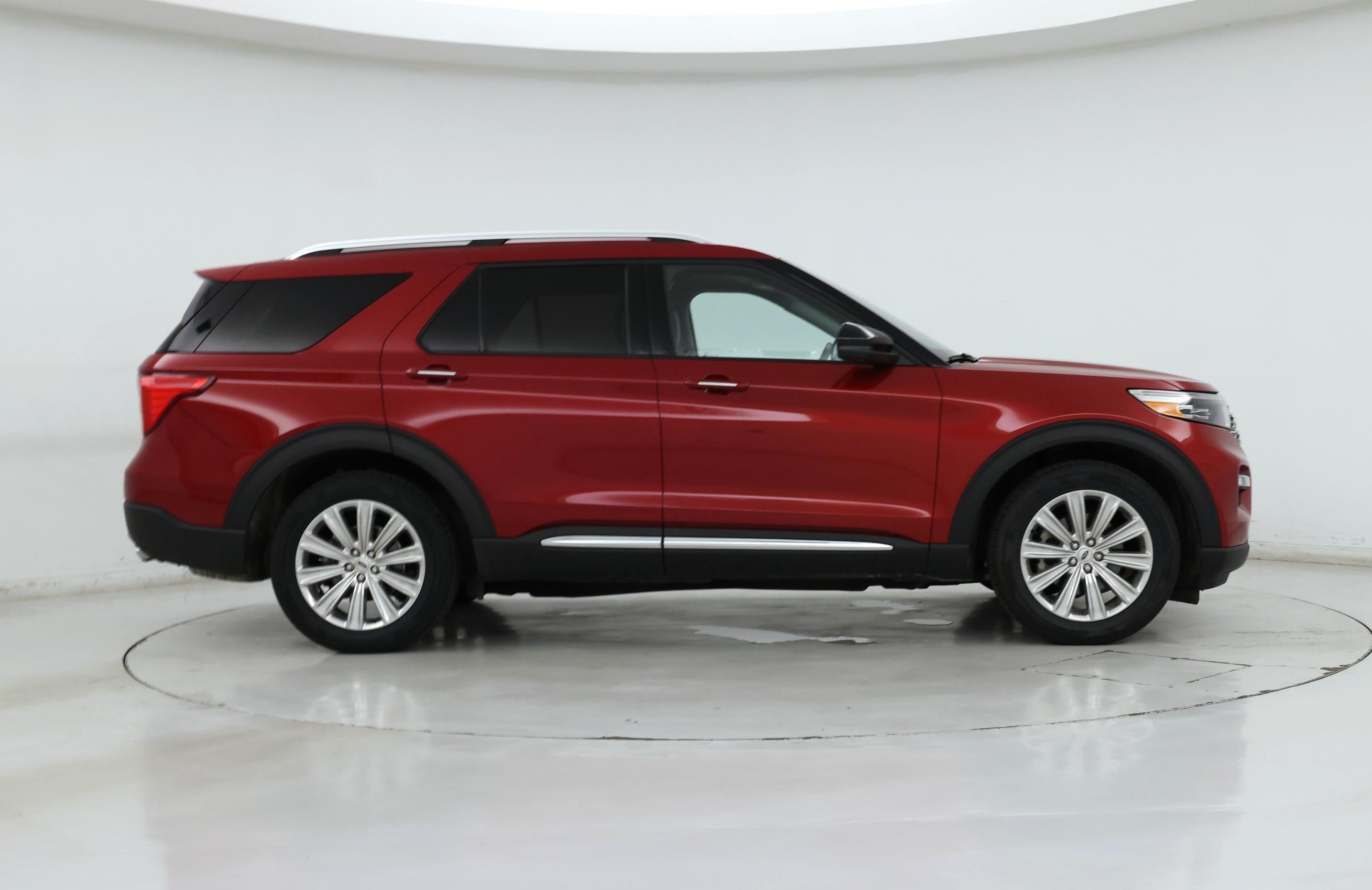 Thumbnail: 2021 Ford Explorer - 7