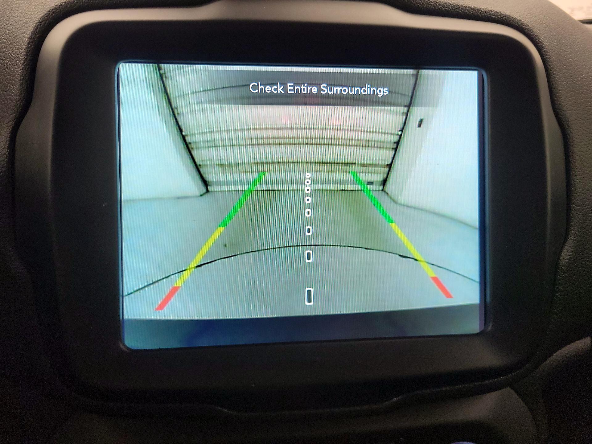 Thumbnail: 2022 Jeep Renegade - 15
