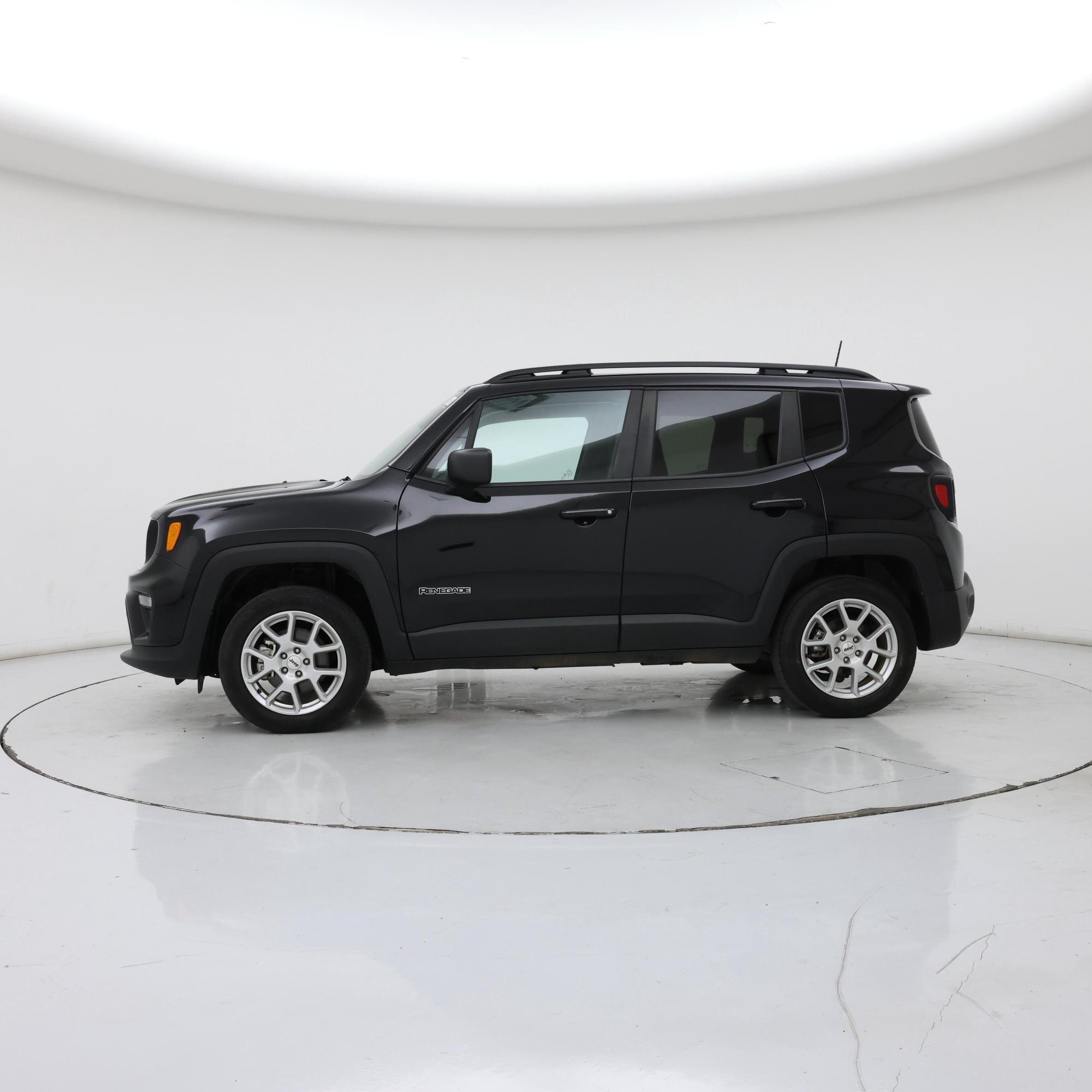 Thumbnail: 2022 Jeep Renegade - 3
