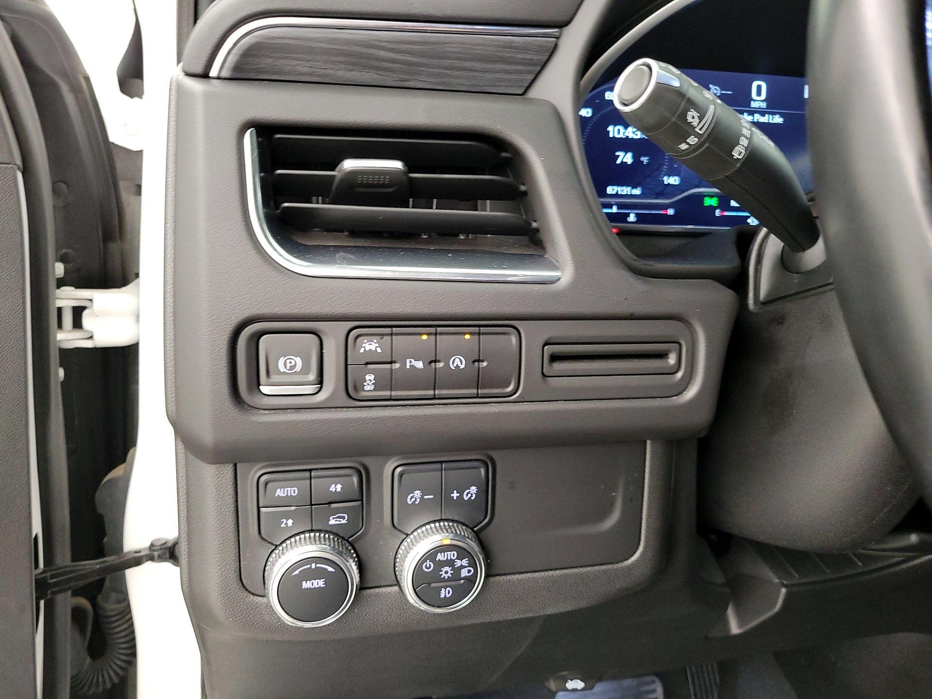 Thumbnail: 2023 GMC Yukon XL - 13