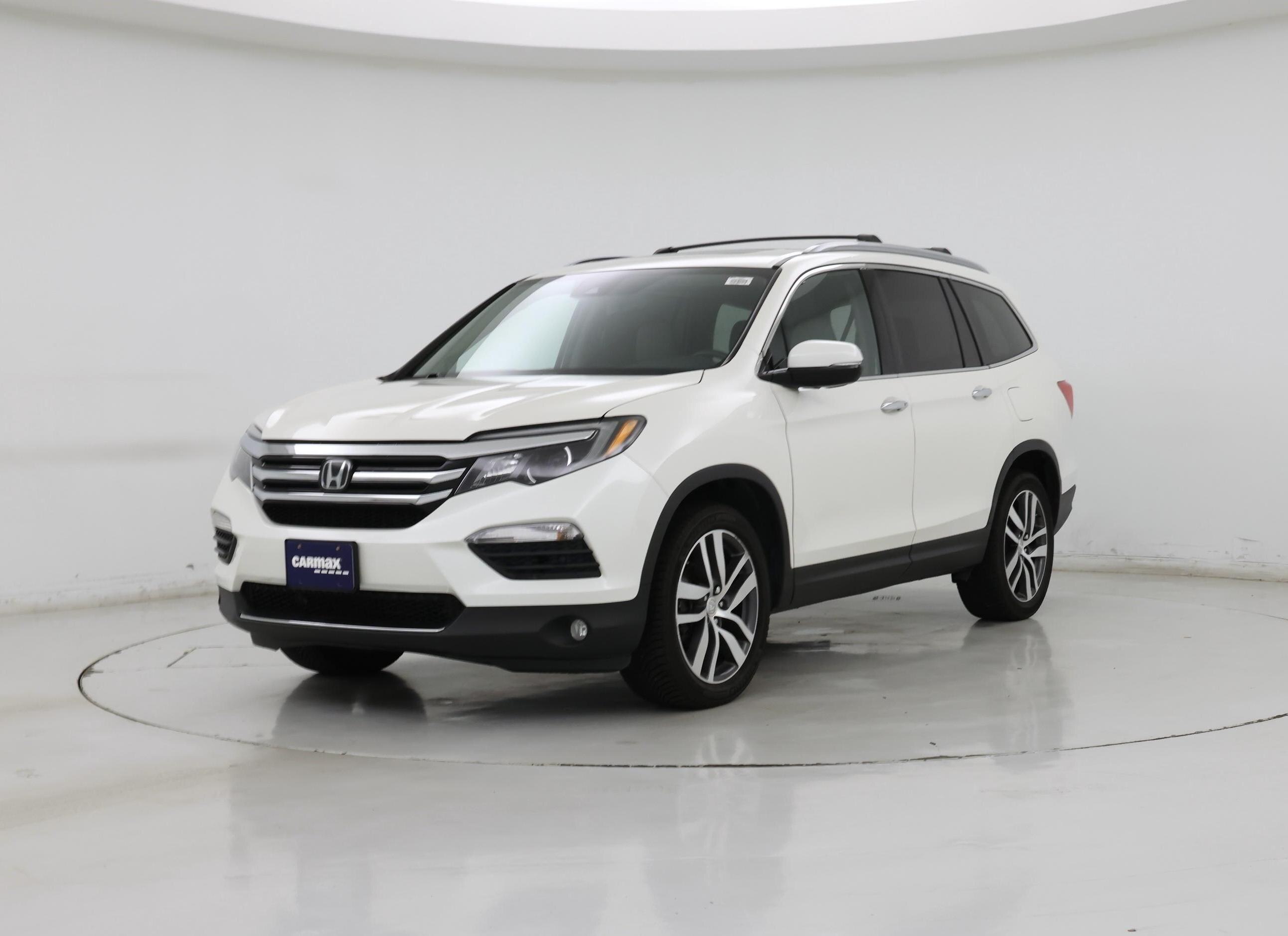Thumbnail: 2016 Honda Pilot - 4