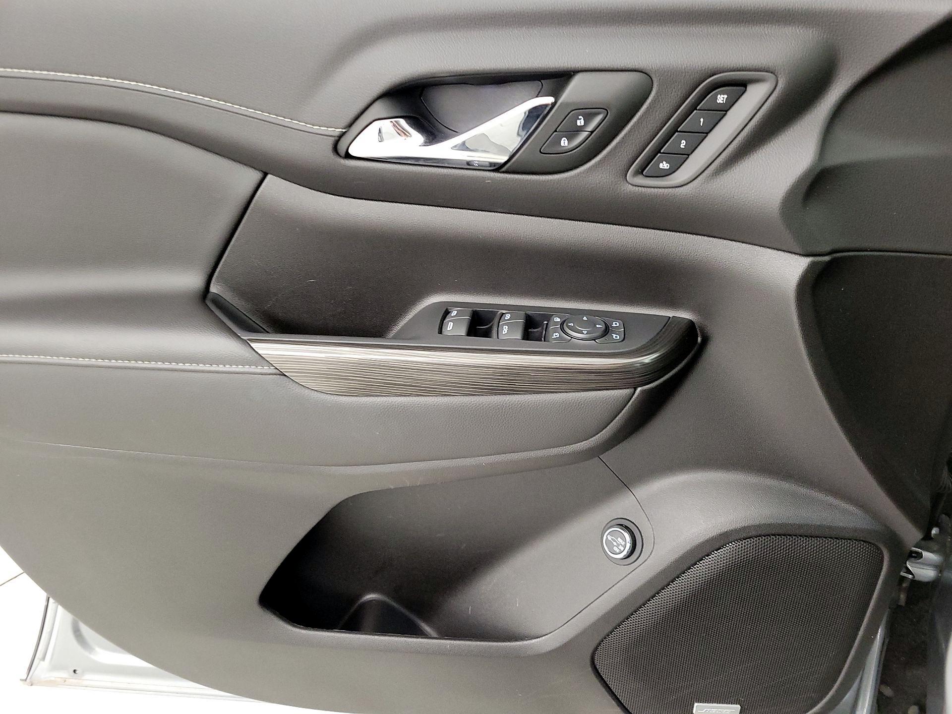 Thumbnail: 2023 GMC Acadia - 12